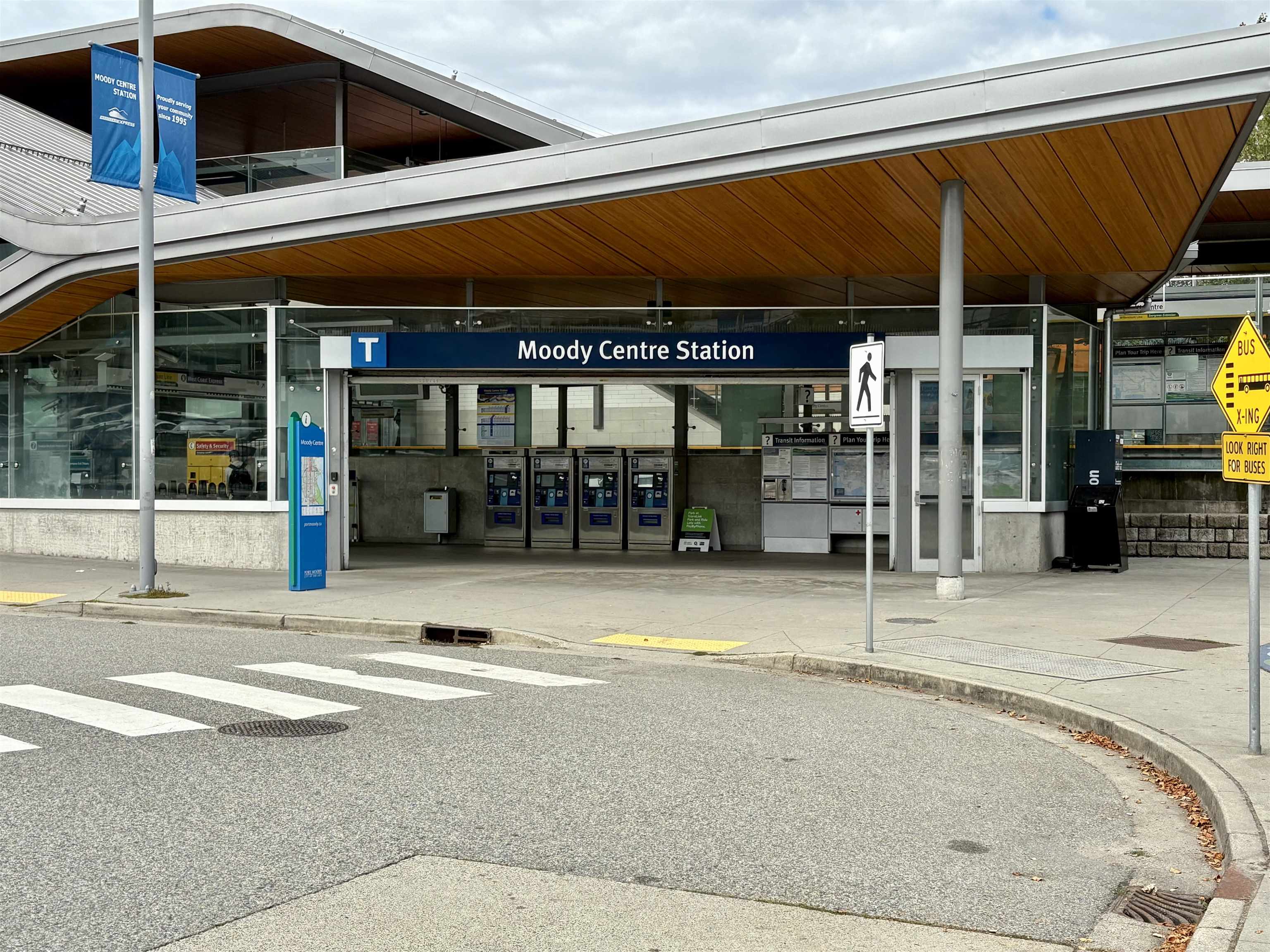 1087 CECILE DRIVE, Port Moody