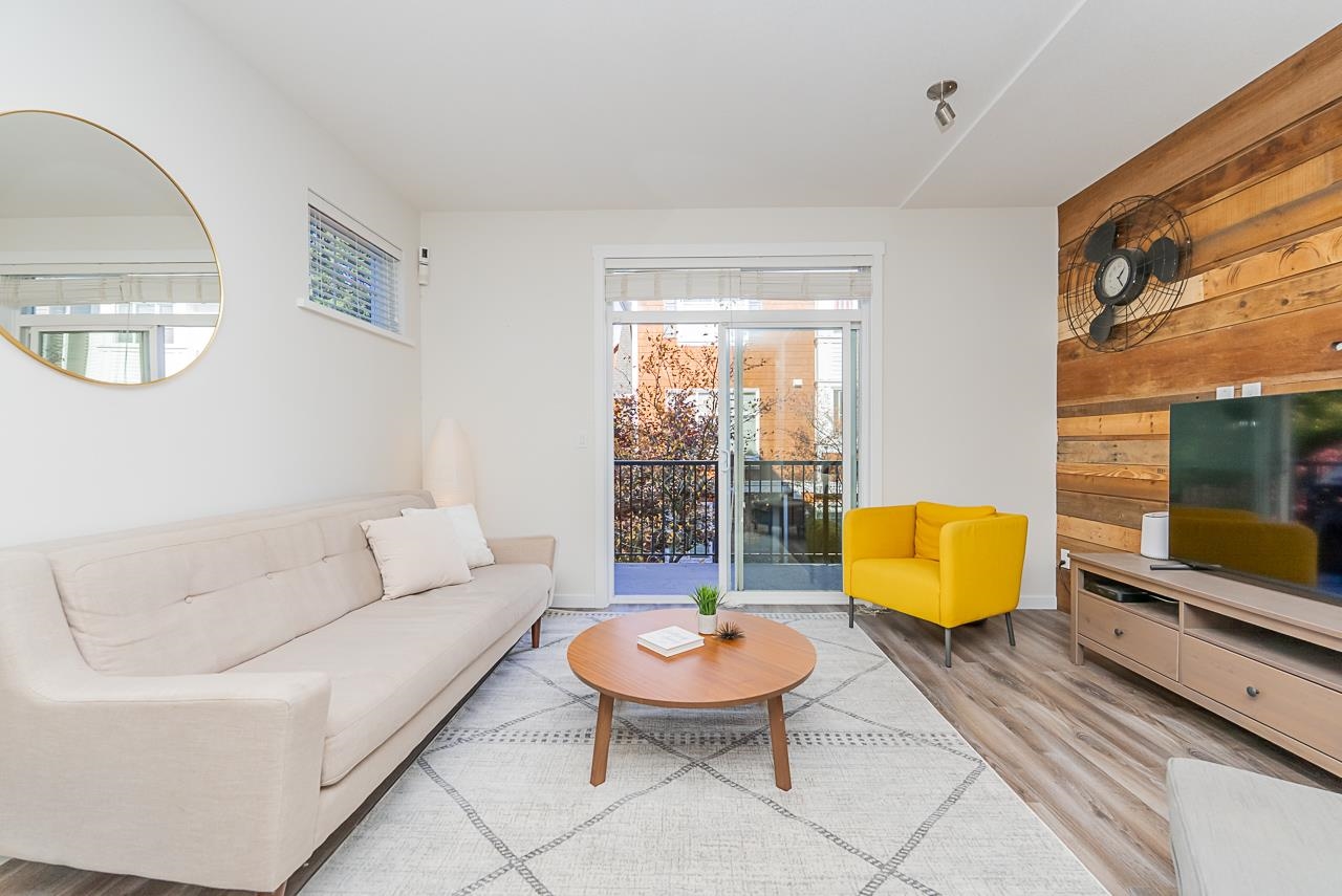 1 14905 60 AVENUE, Surrey Unit: 1