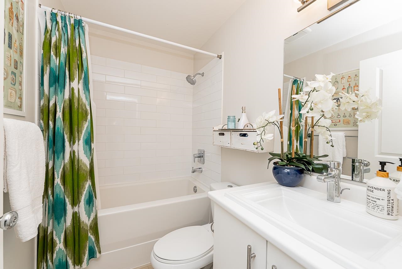 1 14905 60 AVENUE, Surrey Unit: 1