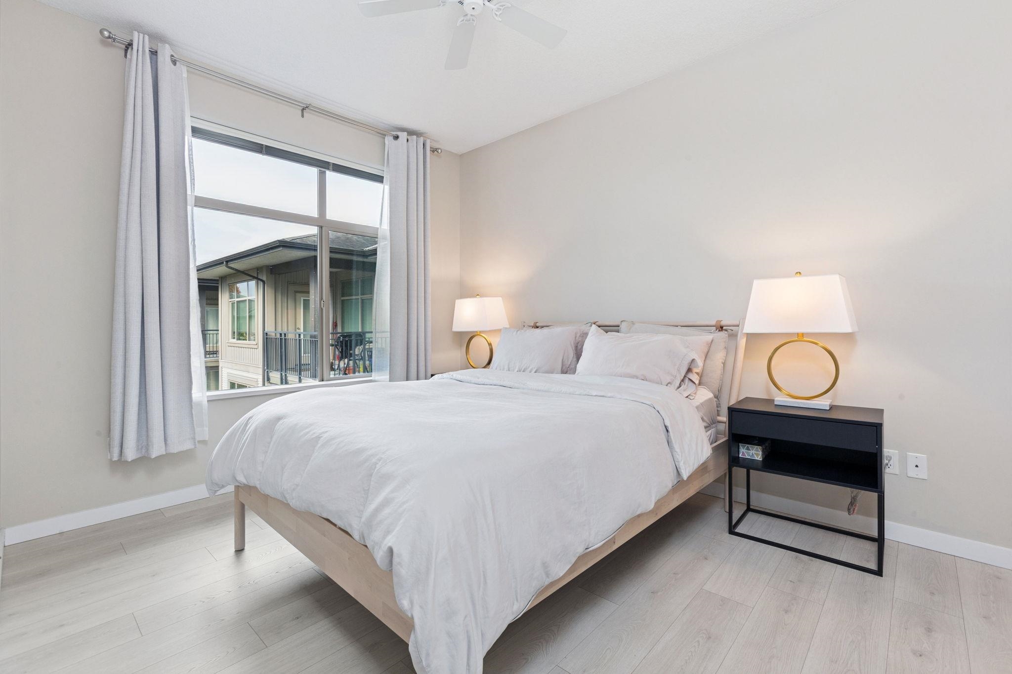 422 9288 ODLIN ROAD, Richmond Unit: 422