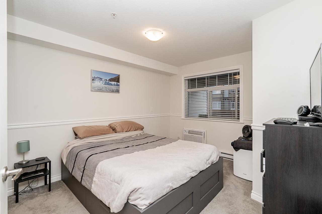 215 5650 201A STREET, Langley Unit: 215