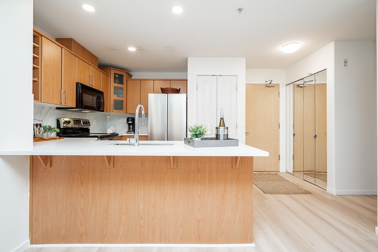 103 3142 ST JOHNS STREET, Port Moody Unit: 103