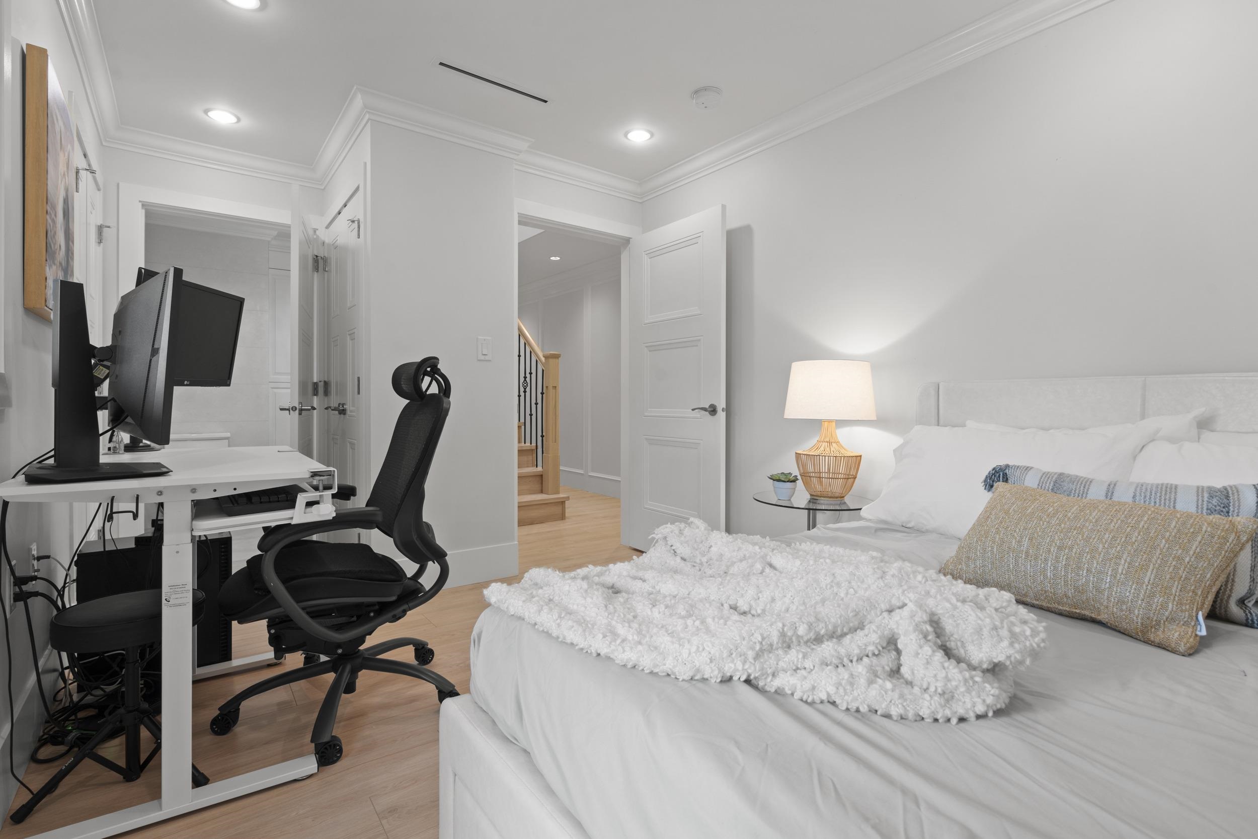 2377 W 7TH AVENUE, Vancouver