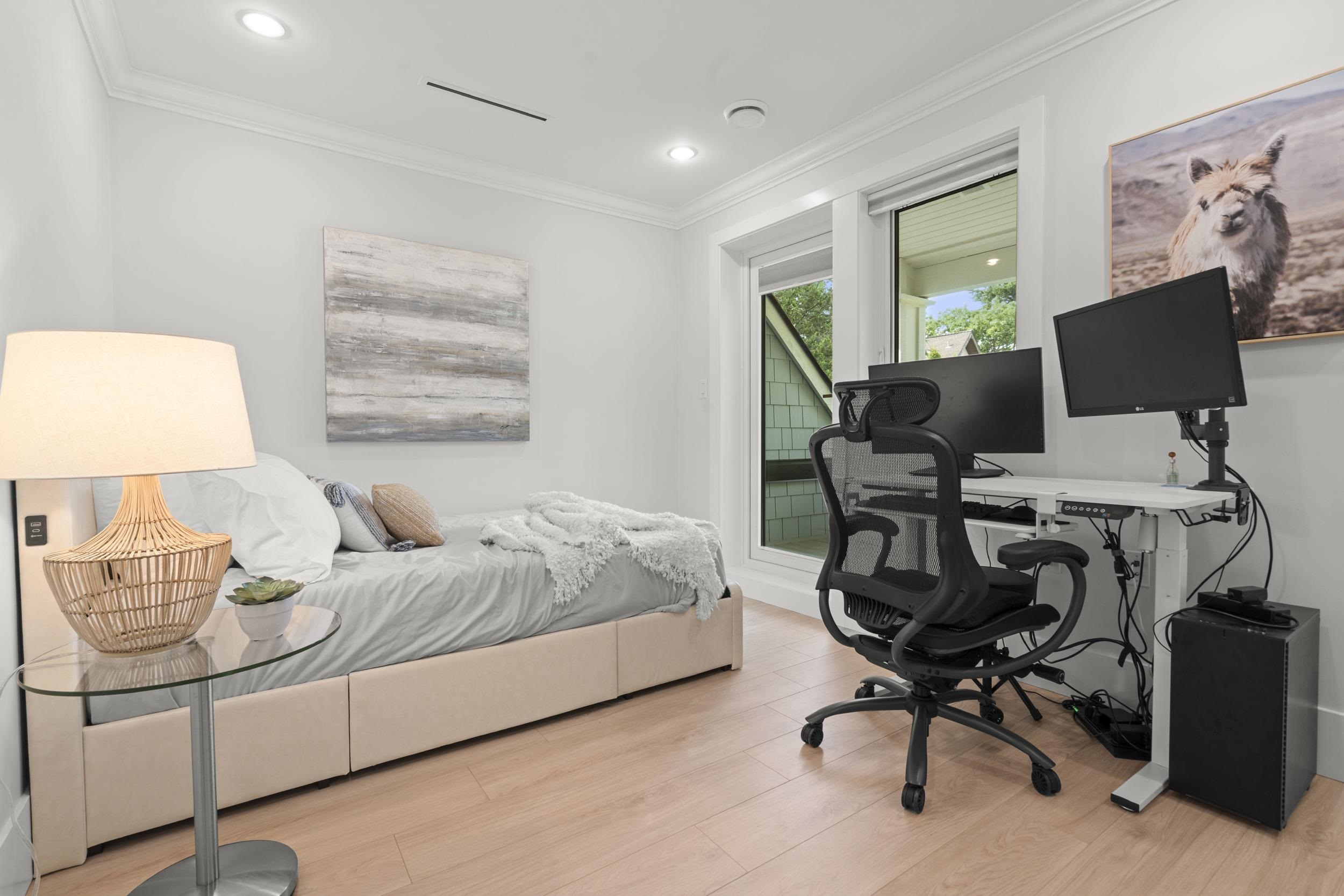 2377 W 7TH AVENUE, Vancouver