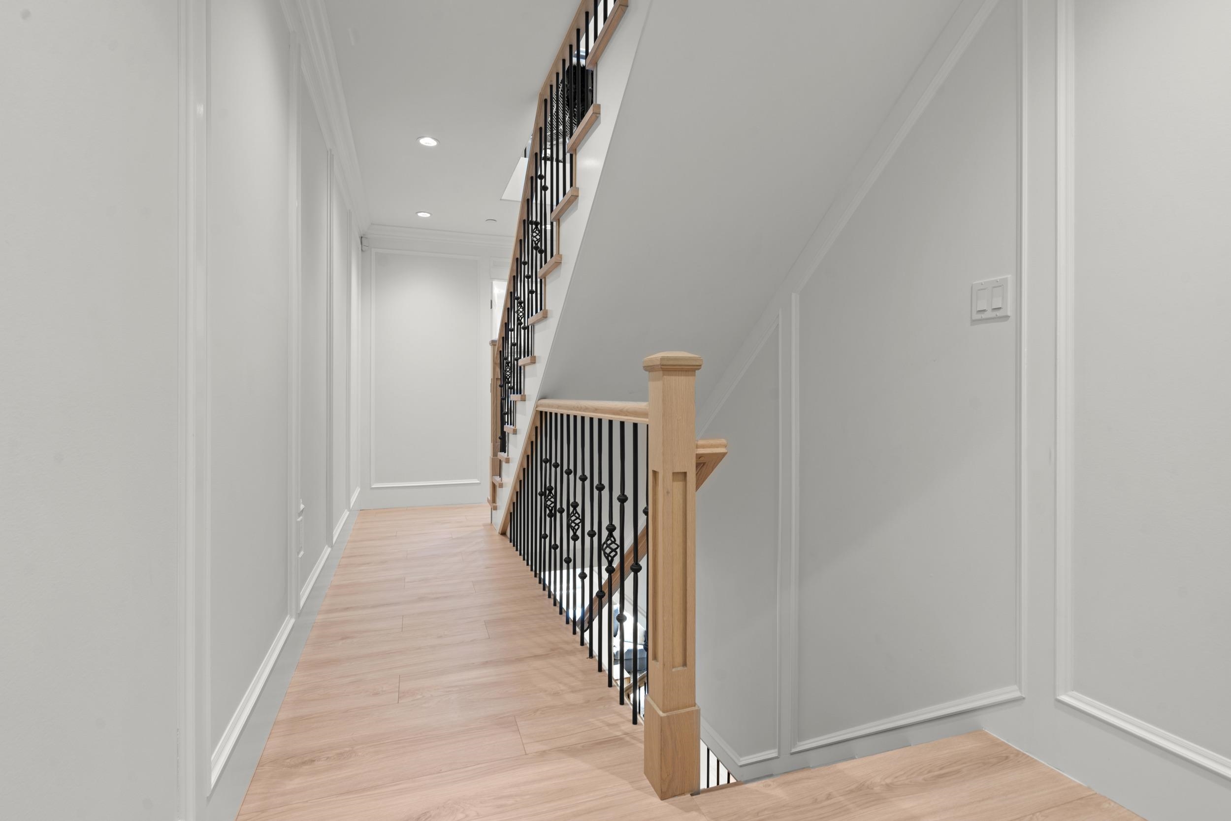 2377 W 7TH AVENUE, Vancouver