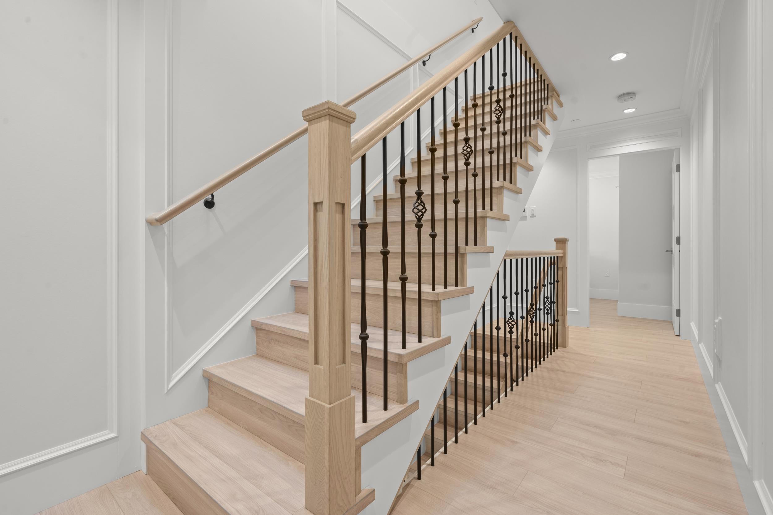 2377 W 7TH AVENUE, Vancouver