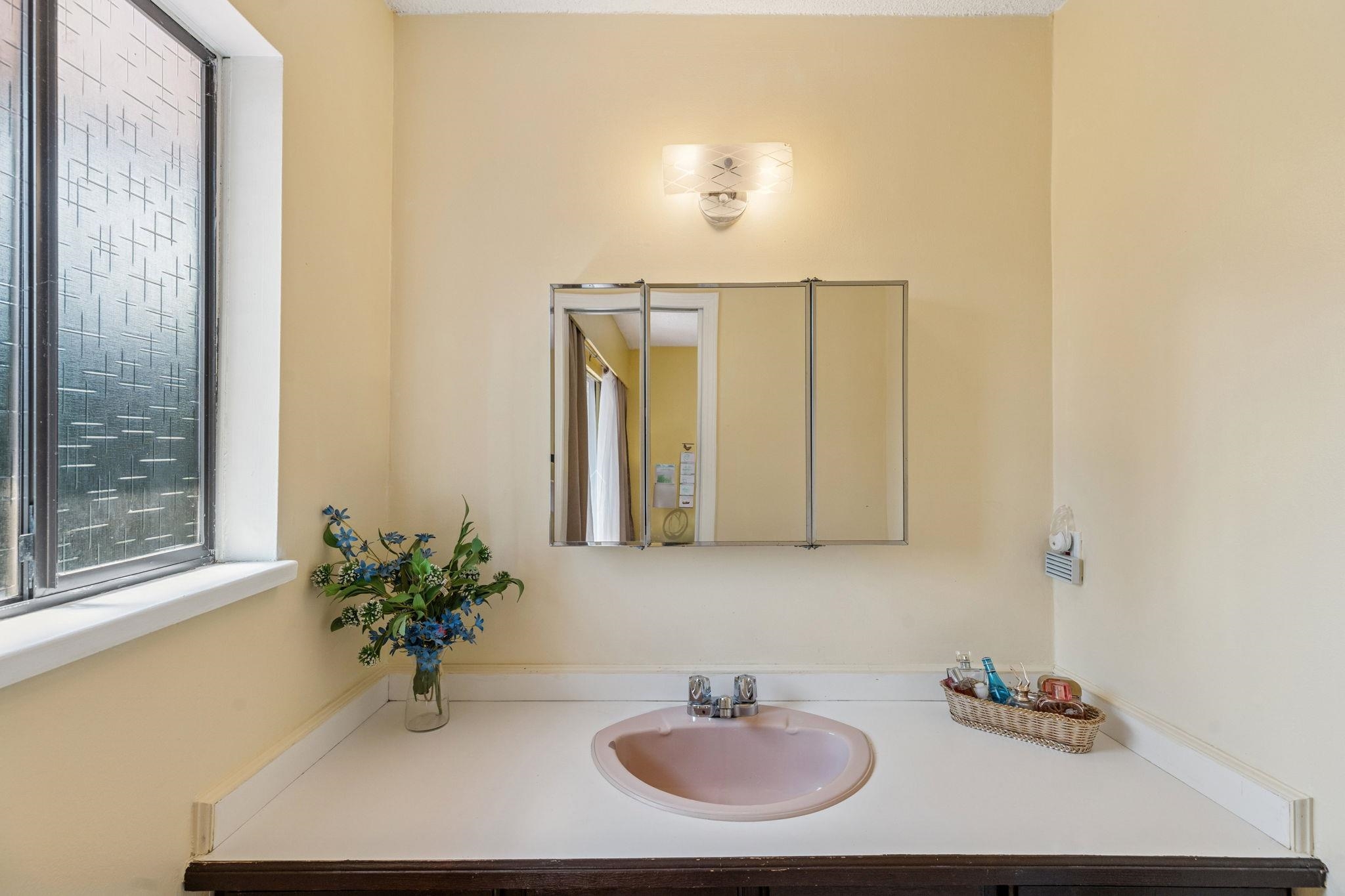 1068 SPRUCE STREET, Port Coquitlam