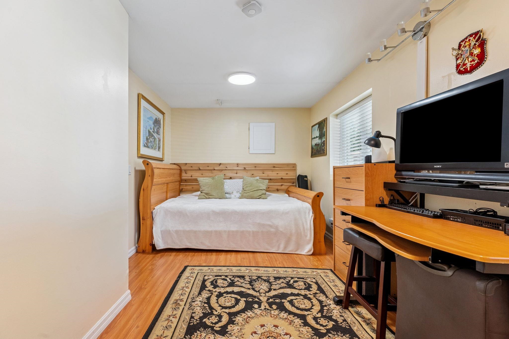 1068 SPRUCE STREET, Port Coquitlam