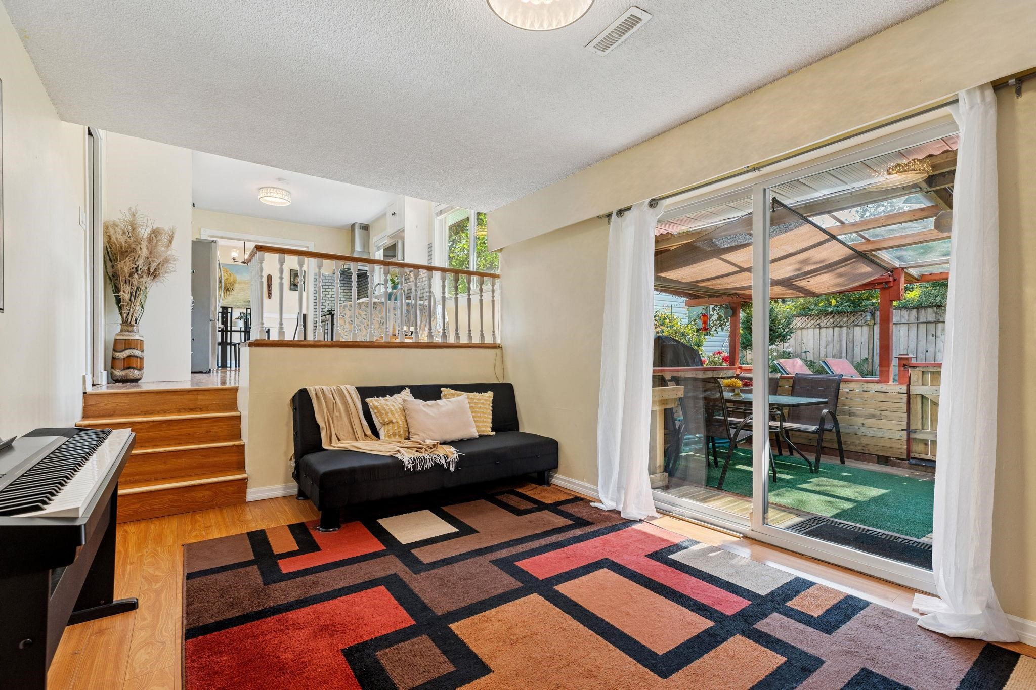 1068 SPRUCE STREET, Port Coquitlam