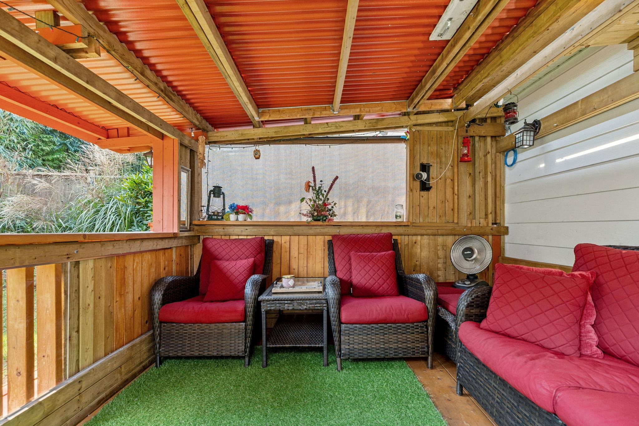 1068 SPRUCE STREET, Port Coquitlam