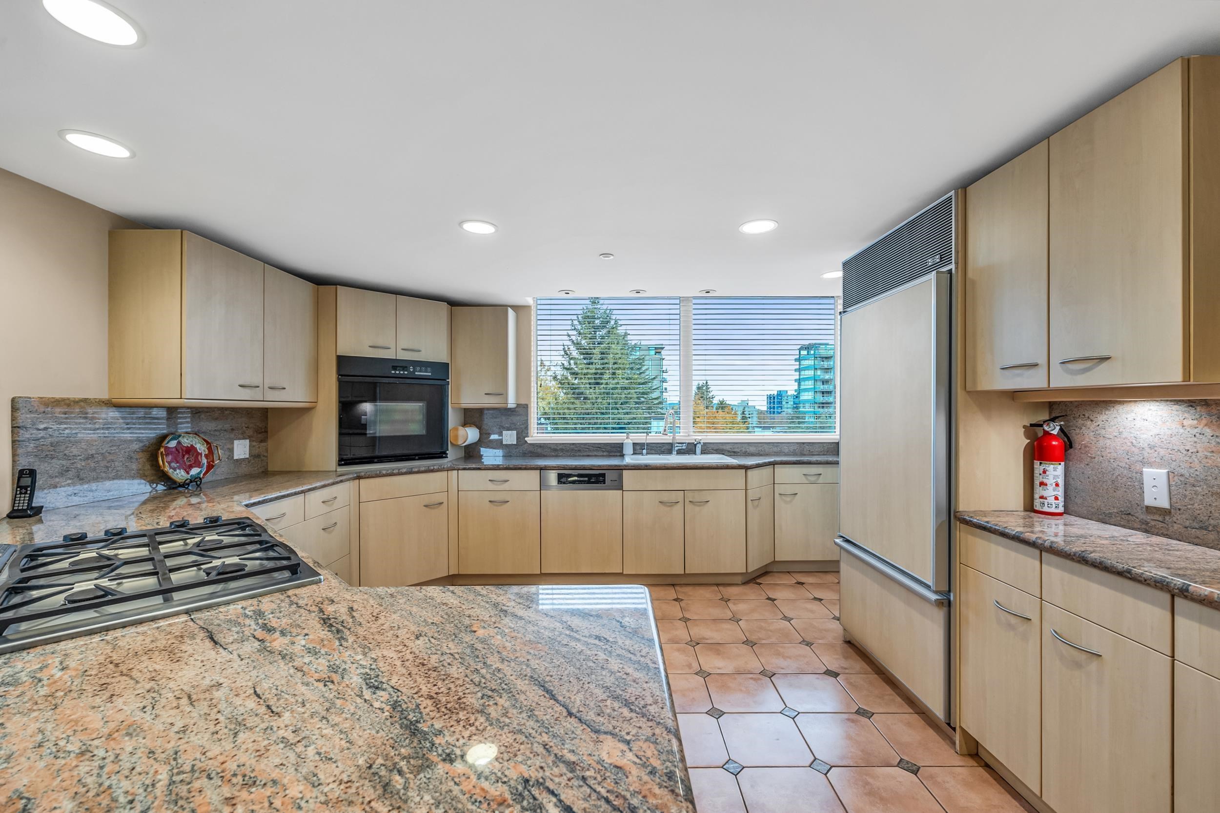 6 1350 W 14TH AVENUE, Vancouver Unit: 6