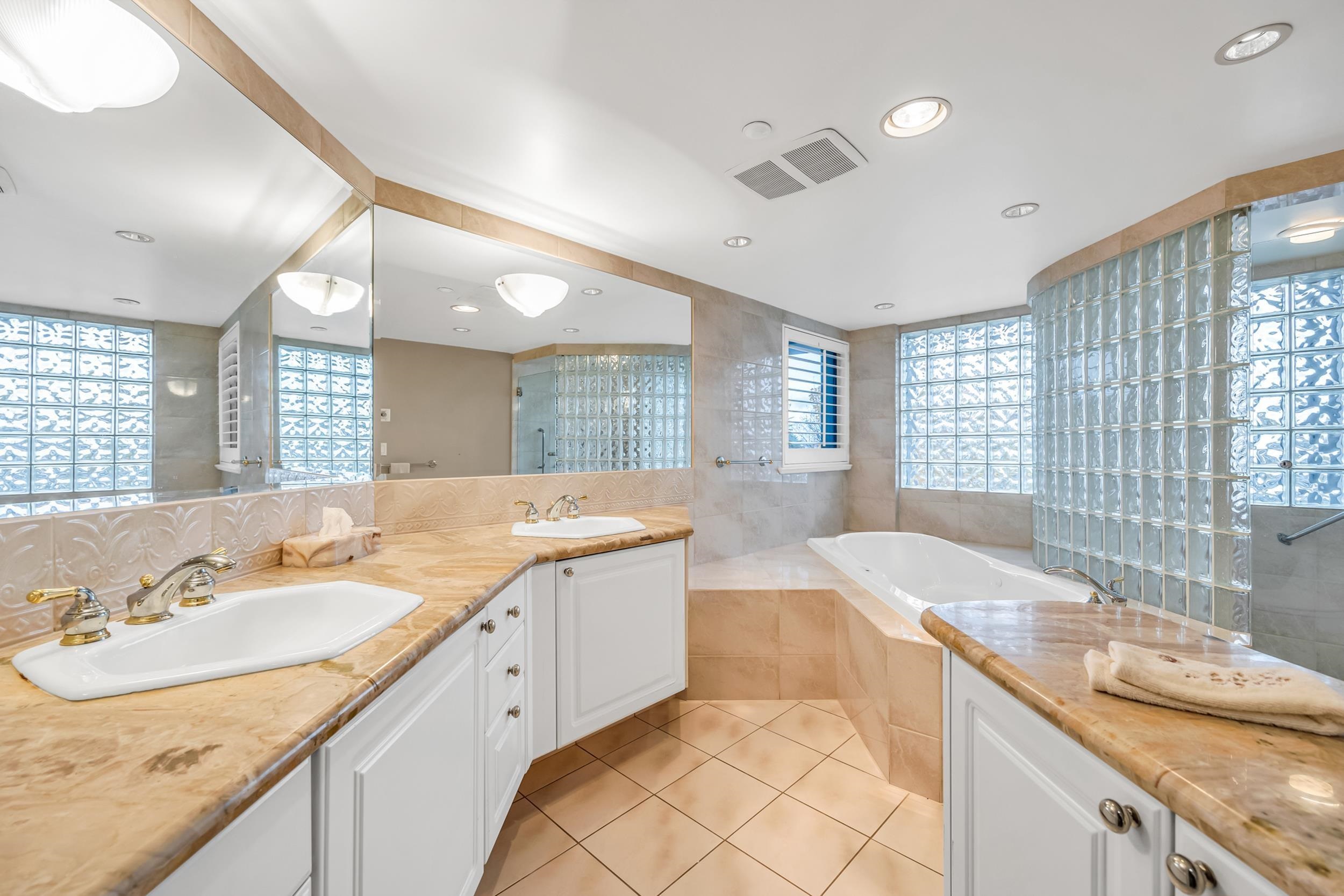 6 1350 W 14TH AVENUE, Vancouver Unit: 6