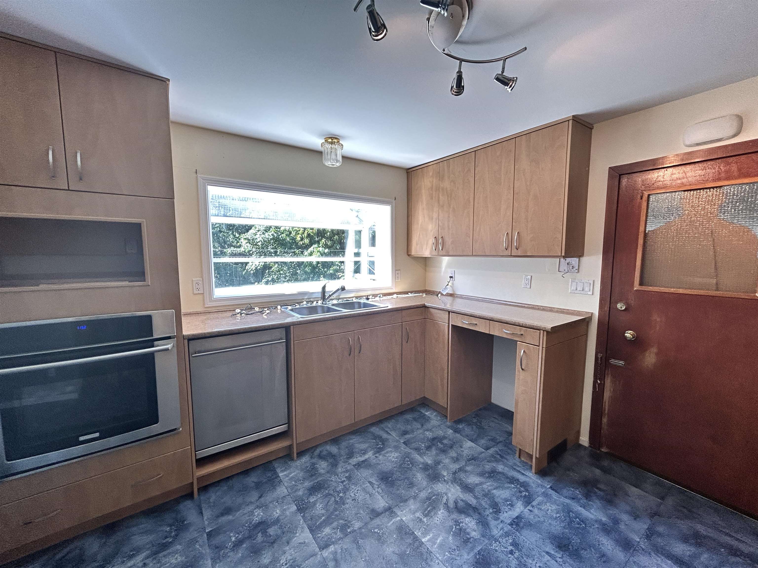 32846 6TH AVENUE, Mission