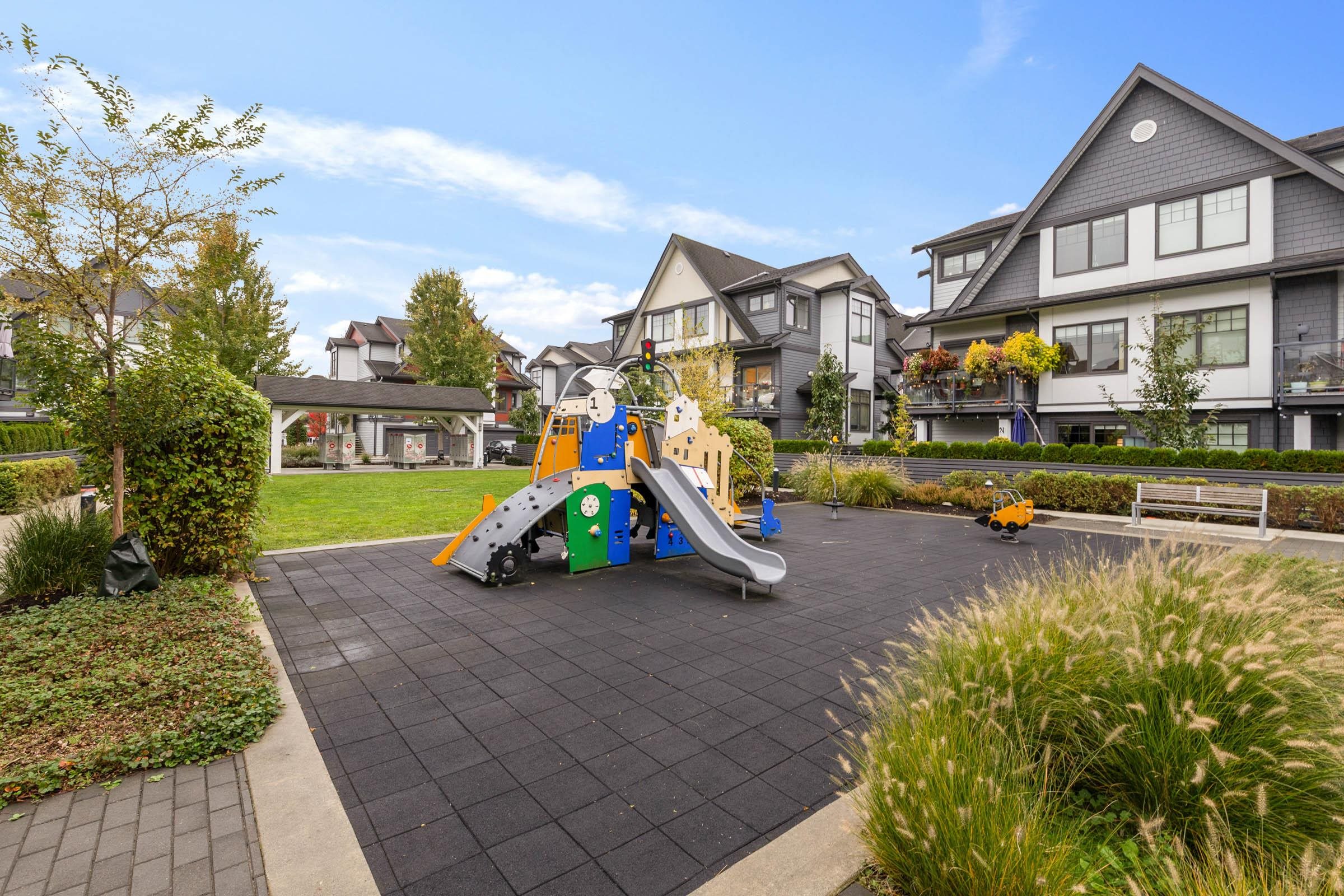 159 19451 SUTTON AVENUE, Pitt Meadows Unit: 159