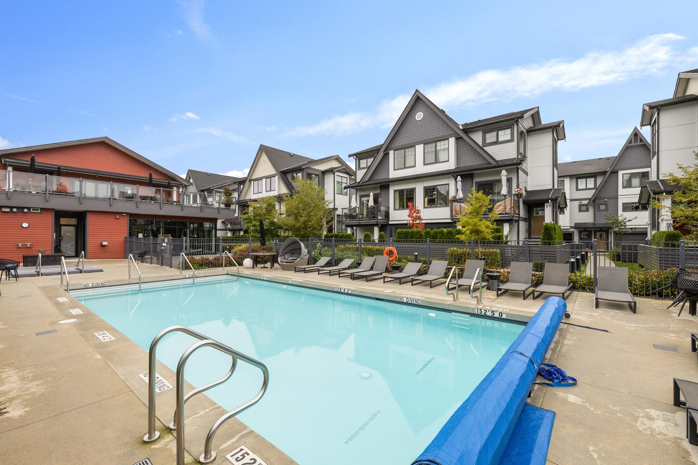 159 19451 SUTTON AVENUE, Pitt Meadows Unit: 159