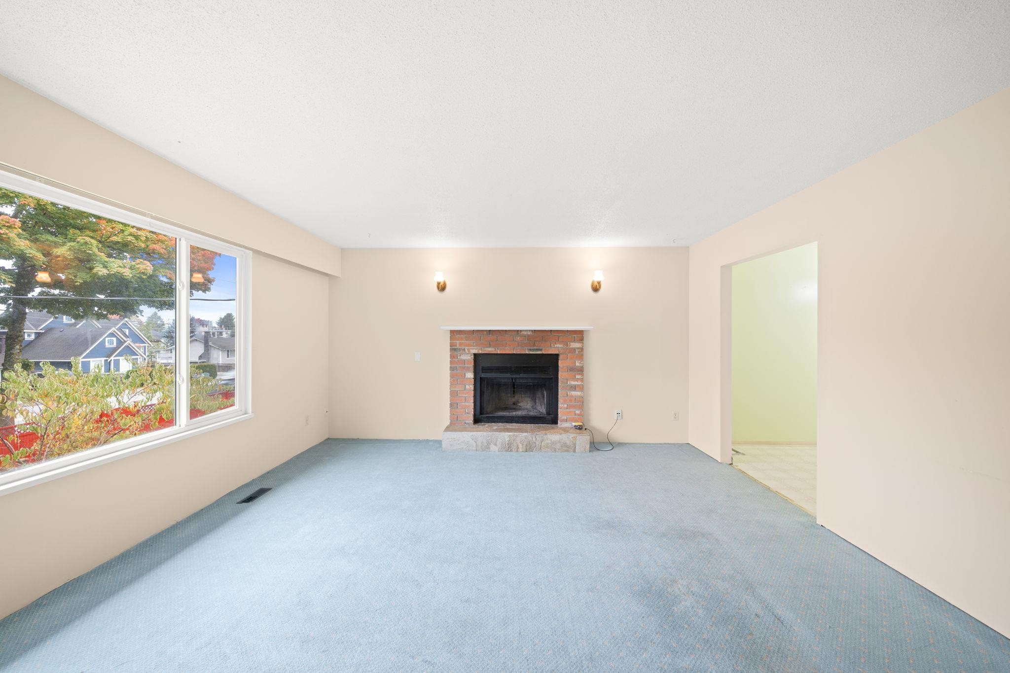 12851 104 AVENUE, Surrey