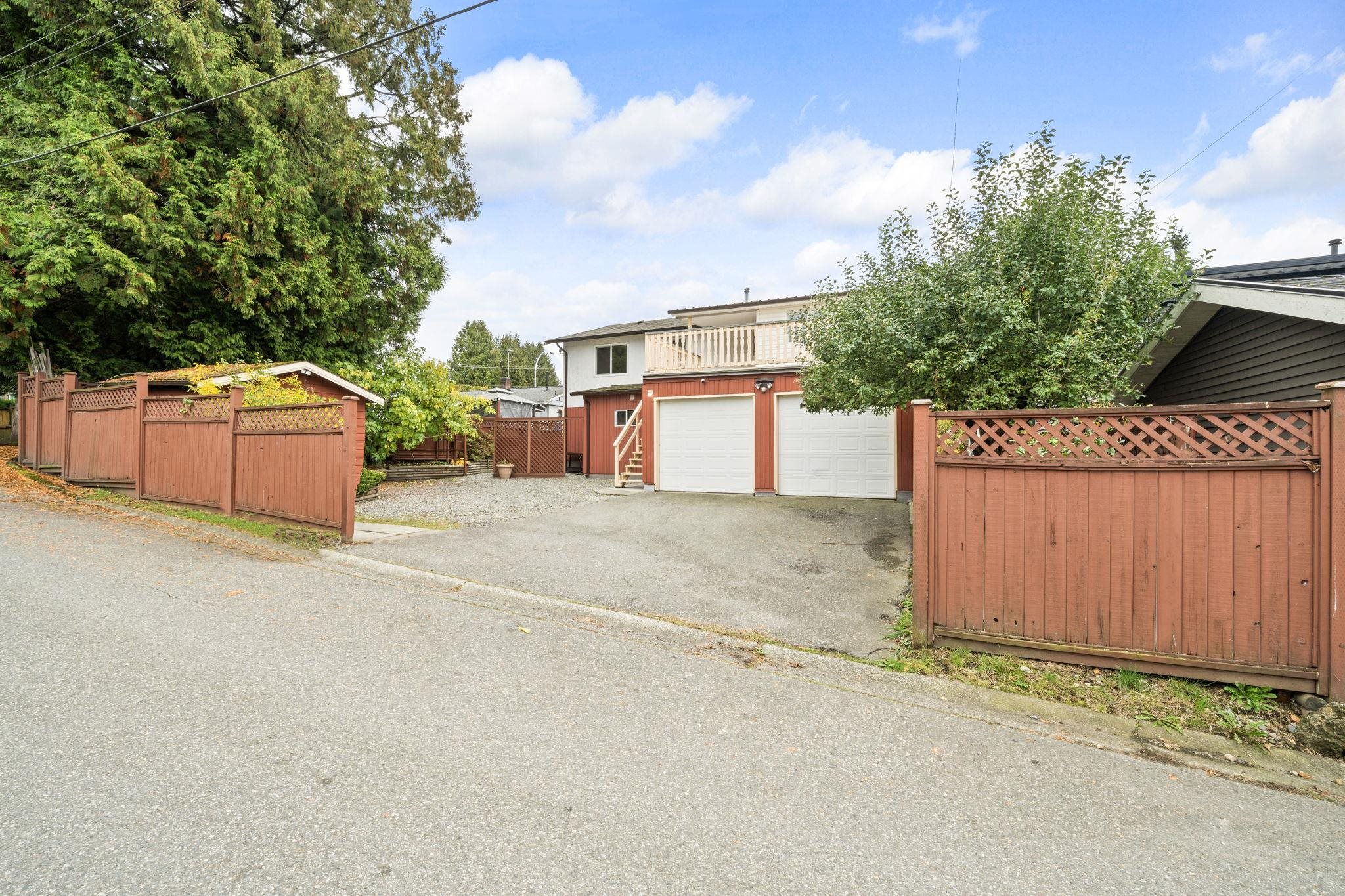 12851 104 AVENUE, Surrey
