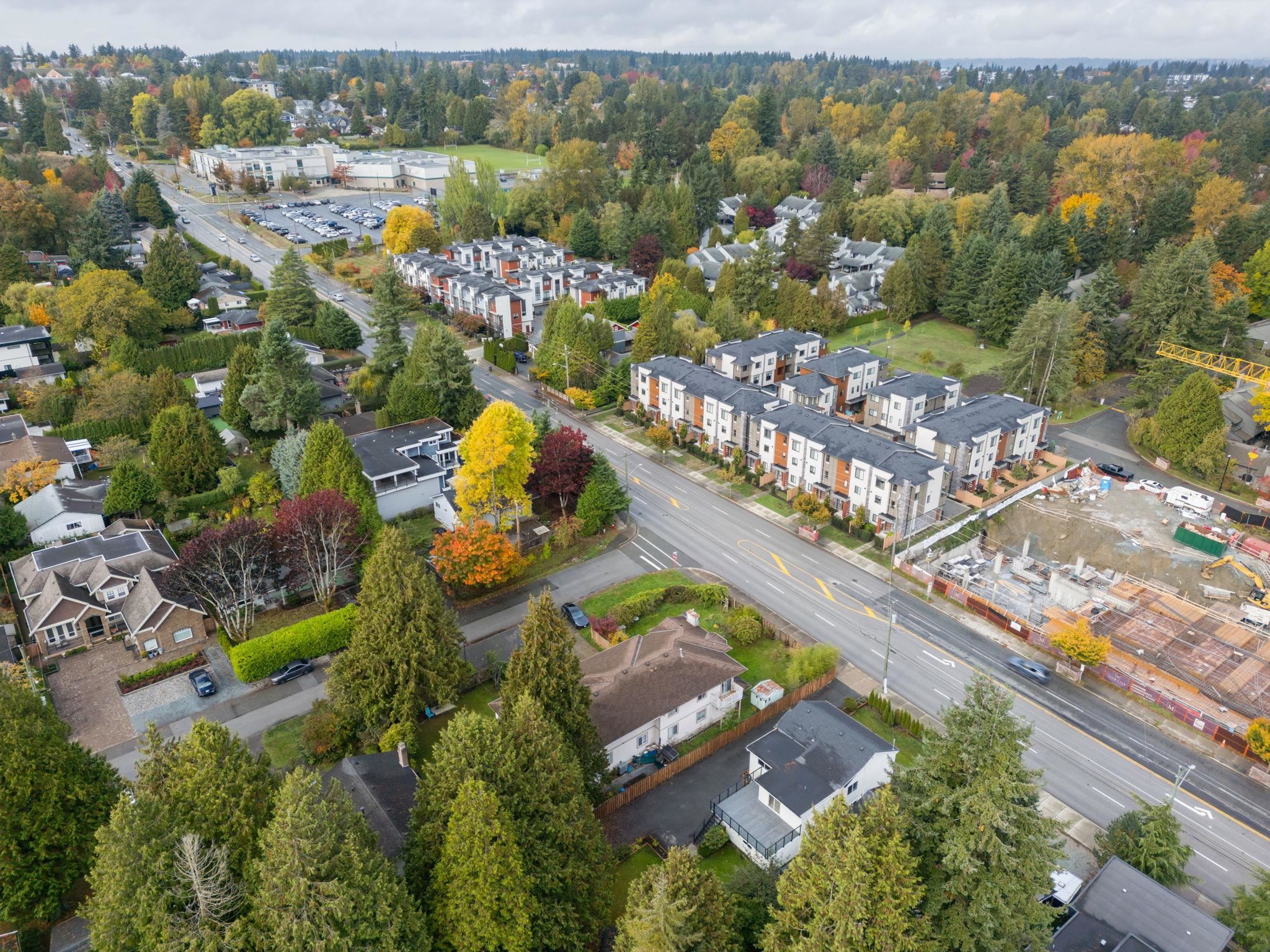 15962 NORTH BLUFF ROAD, White Rock