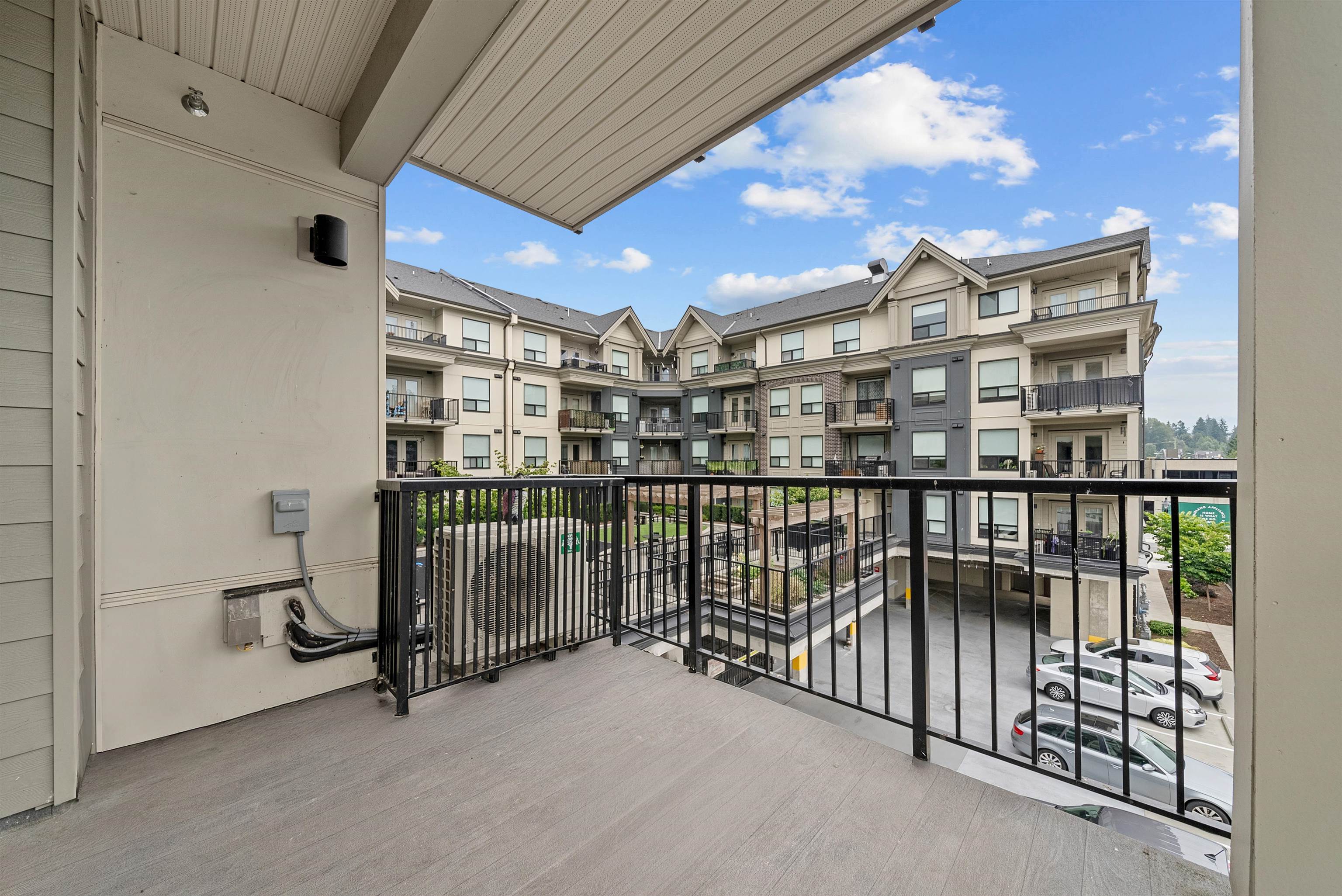 318 2493 MONTROSE AVENUE, Abbotsford Unit: 318