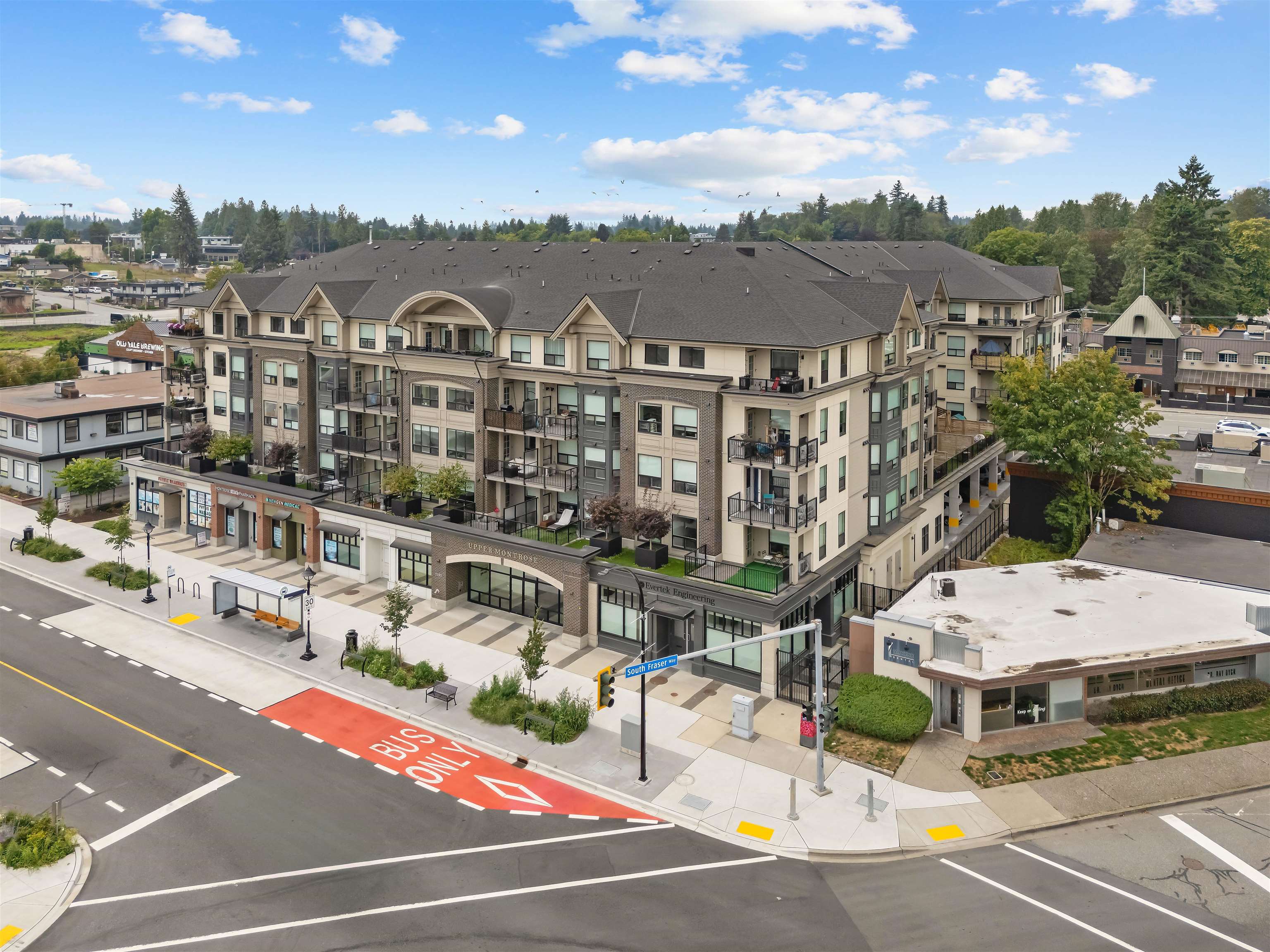 318 2493 MONTROSE AVENUE, Abbotsford Unit: 318