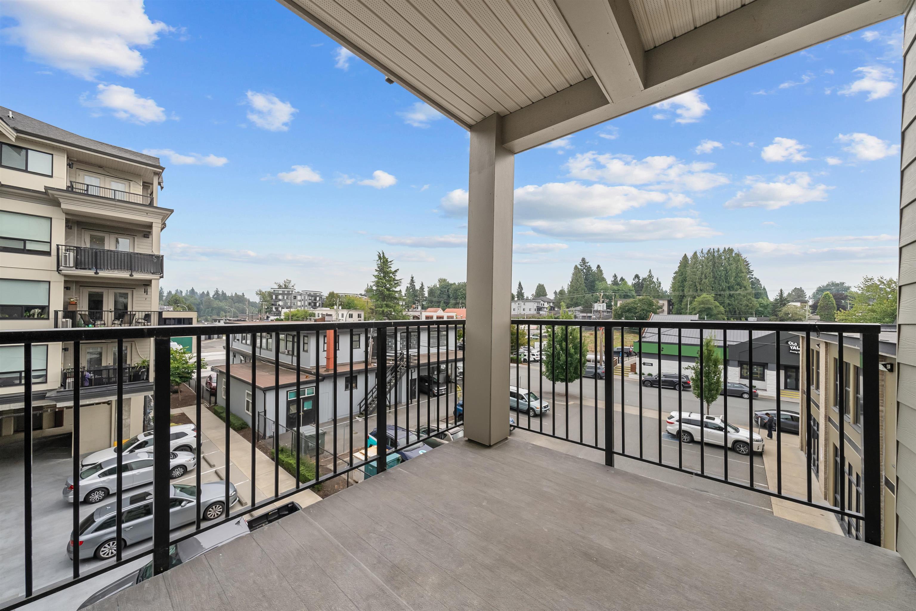 318 2493 MONTROSE AVENUE, Abbotsford Unit: 318