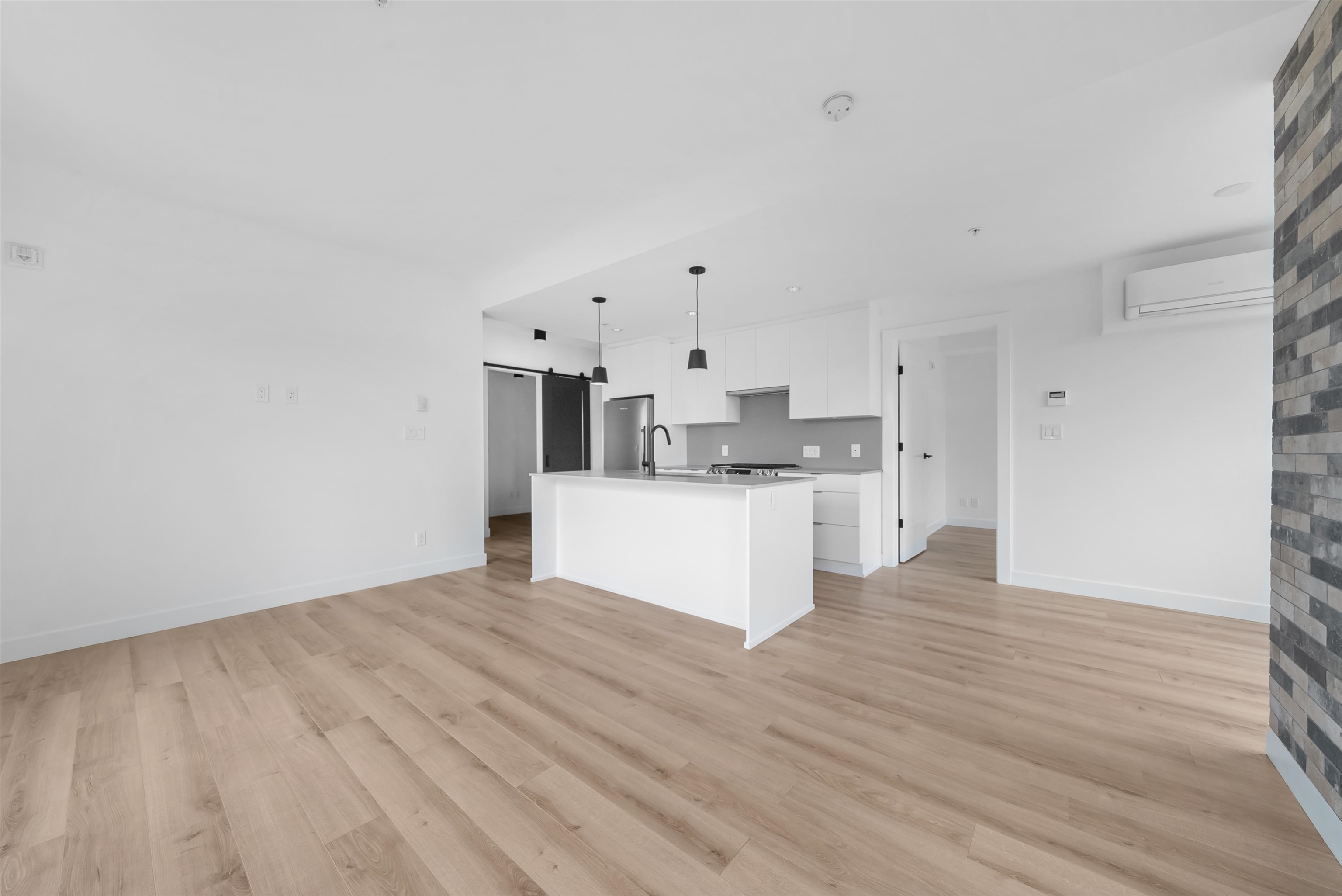 318 2493 MONTROSE AVENUE, Abbotsford Unit: 318