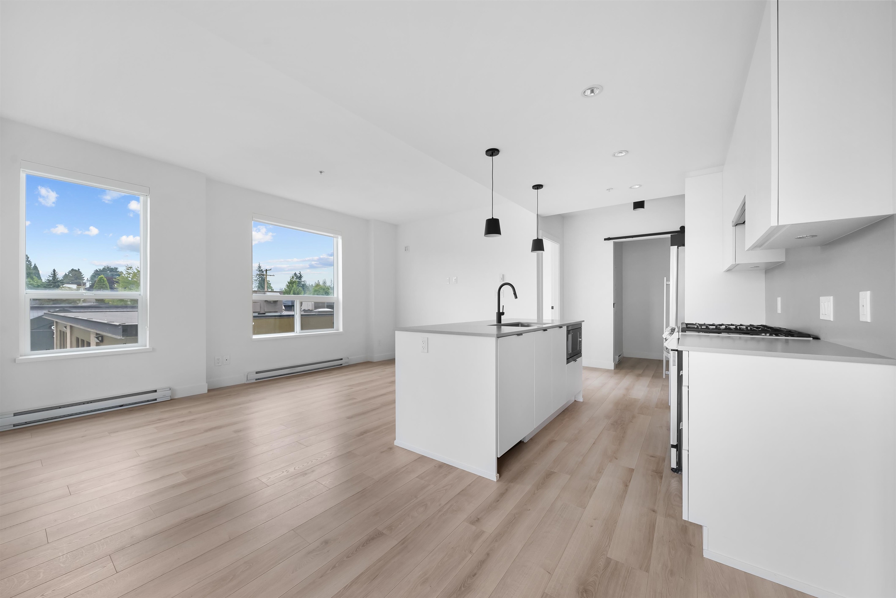 318 2493 MONTROSE AVENUE, Abbotsford Unit: 318