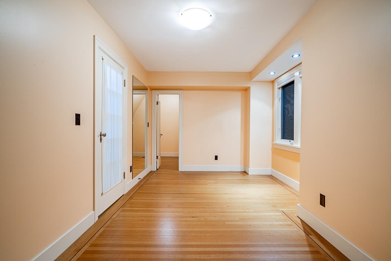 310 ASH STREET, New Westminster