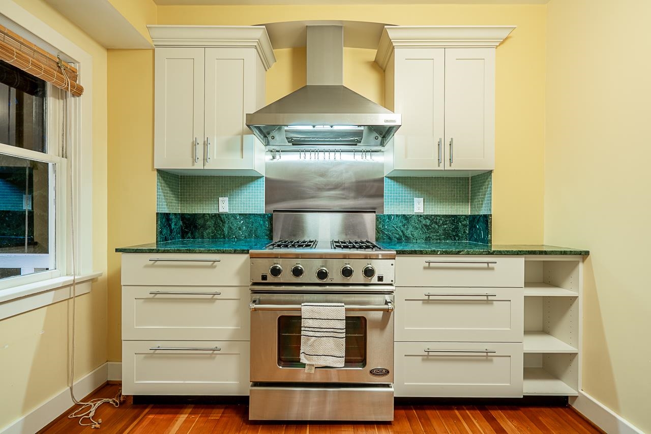 310 ASH STREET, New Westminster