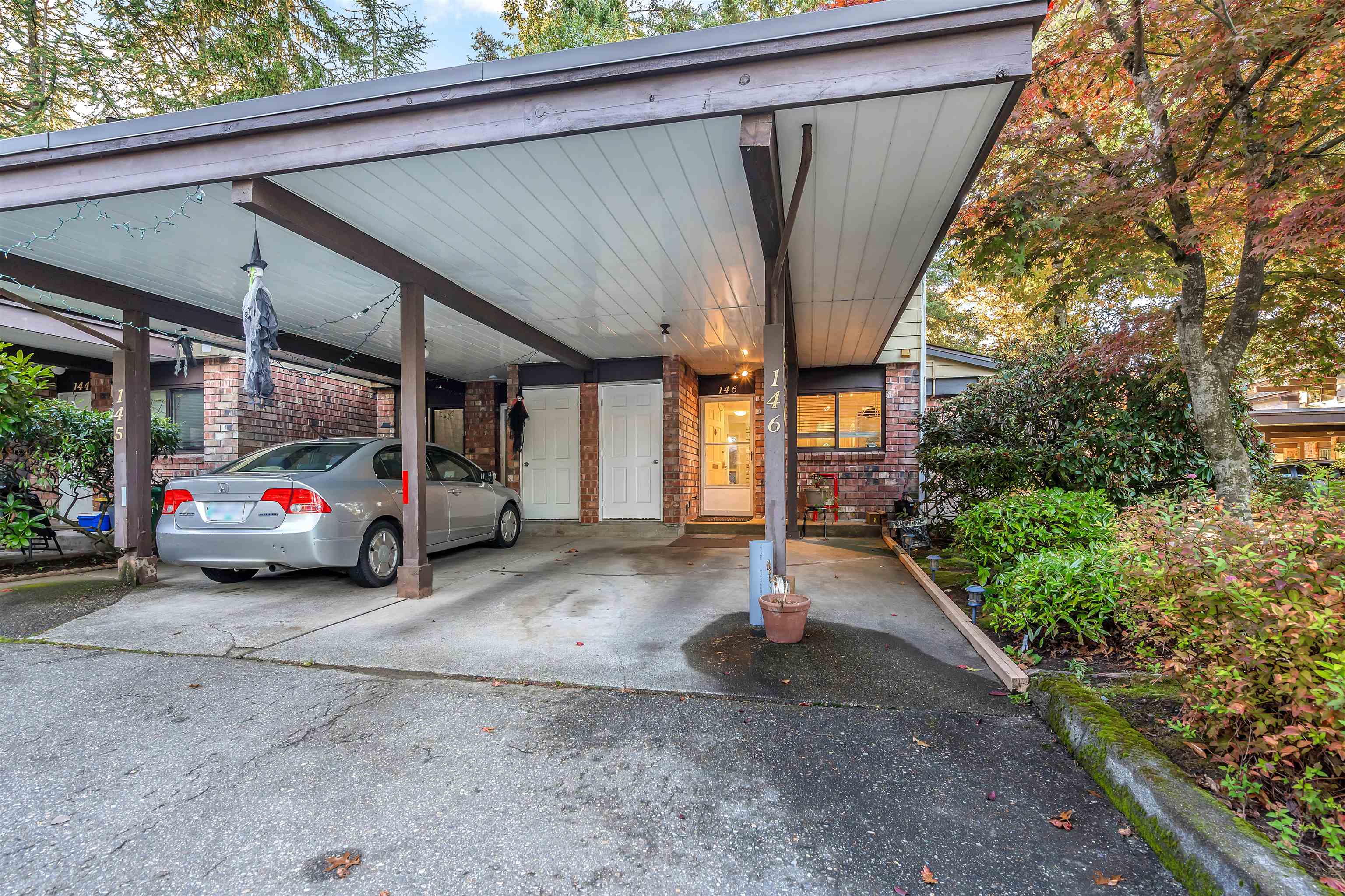 146 7470 138 STREET, Surrey Unit: 146