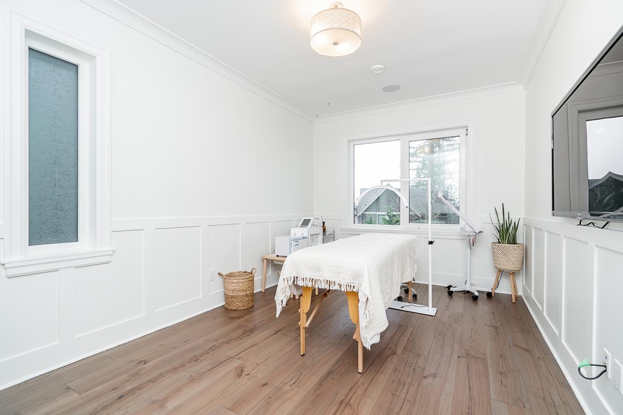 15777 WILLS BROOK WAY, Surrey