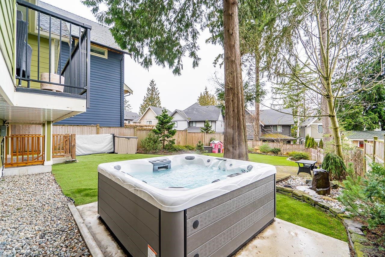 15777 WILLS BROOK WAY, Surrey