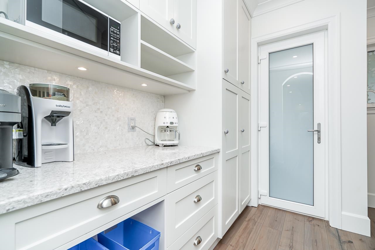 15777 WILLS BROOK WAY, Surrey