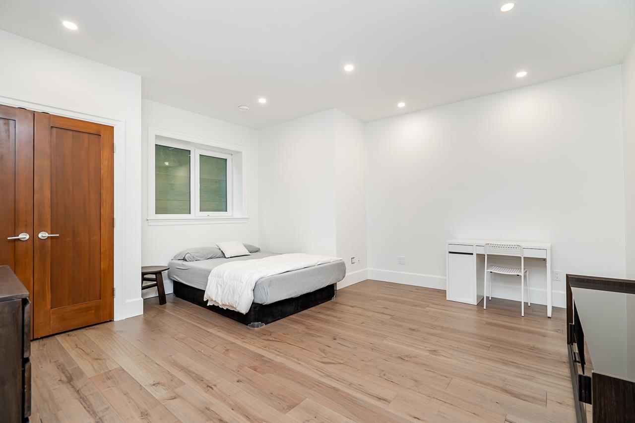 15777 WILLS BROOK WAY, Surrey