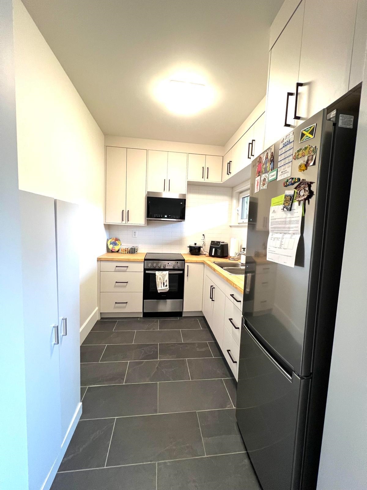 15777 WILLS BROOK WAY, Surrey