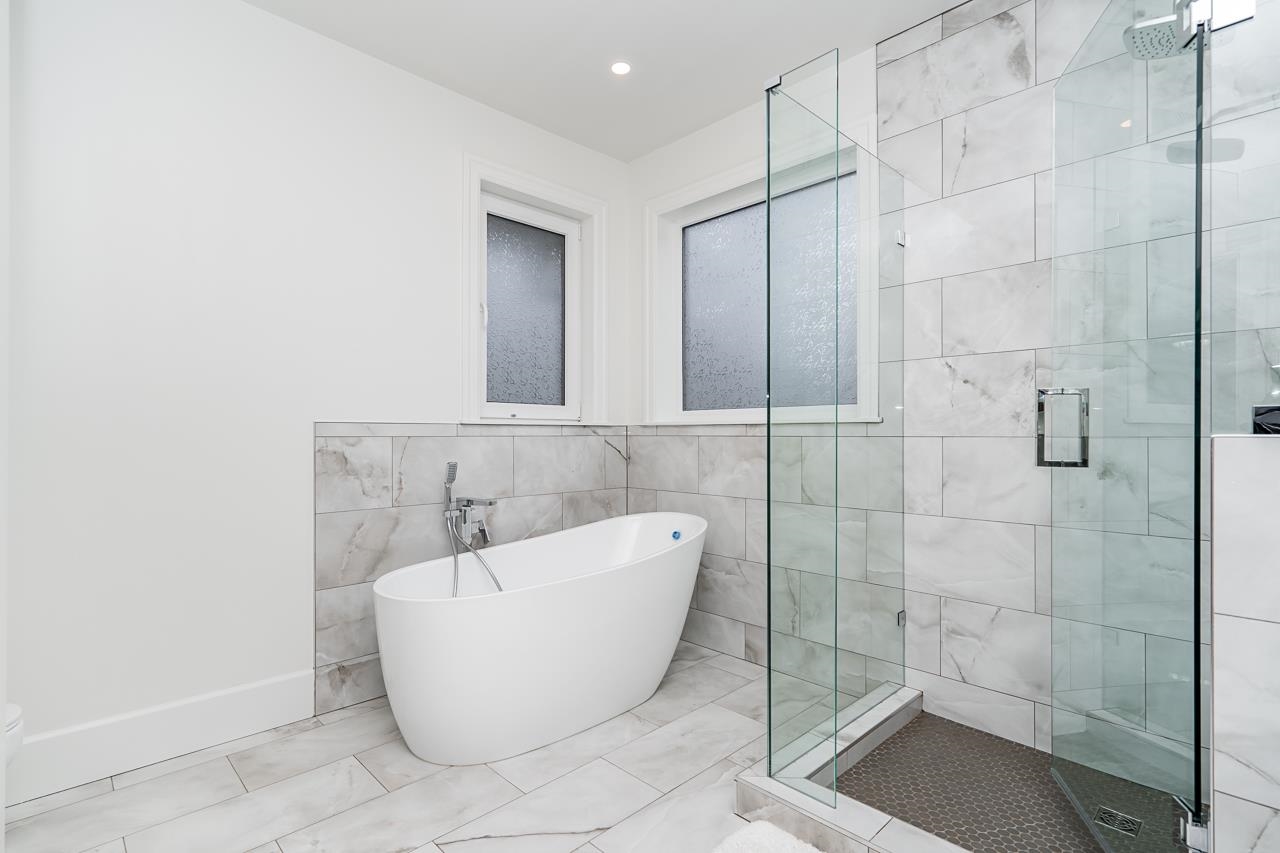 15777 WILLS BROOK WAY, Surrey