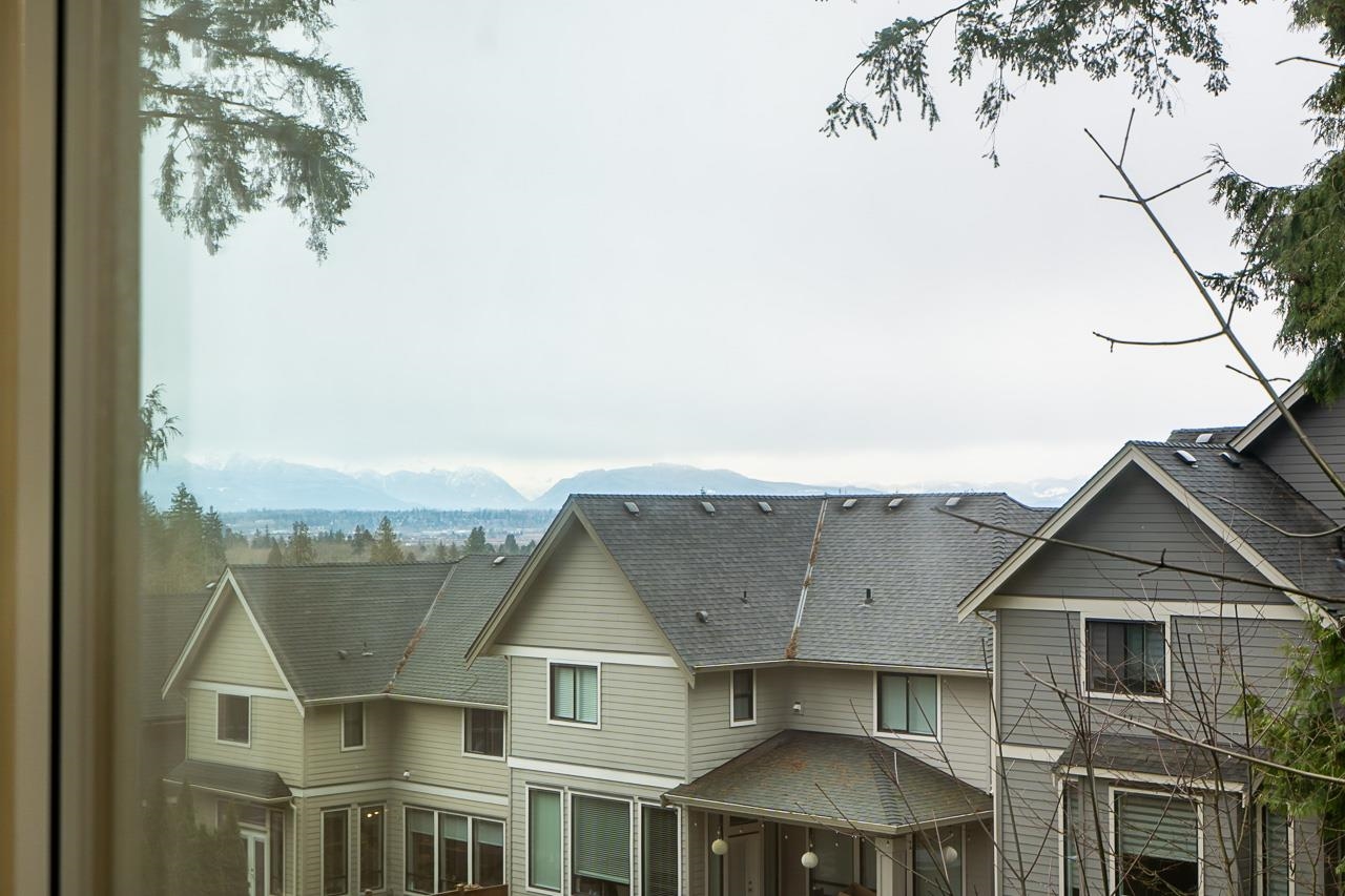 15777 WILLS BROOK WAY, Surrey