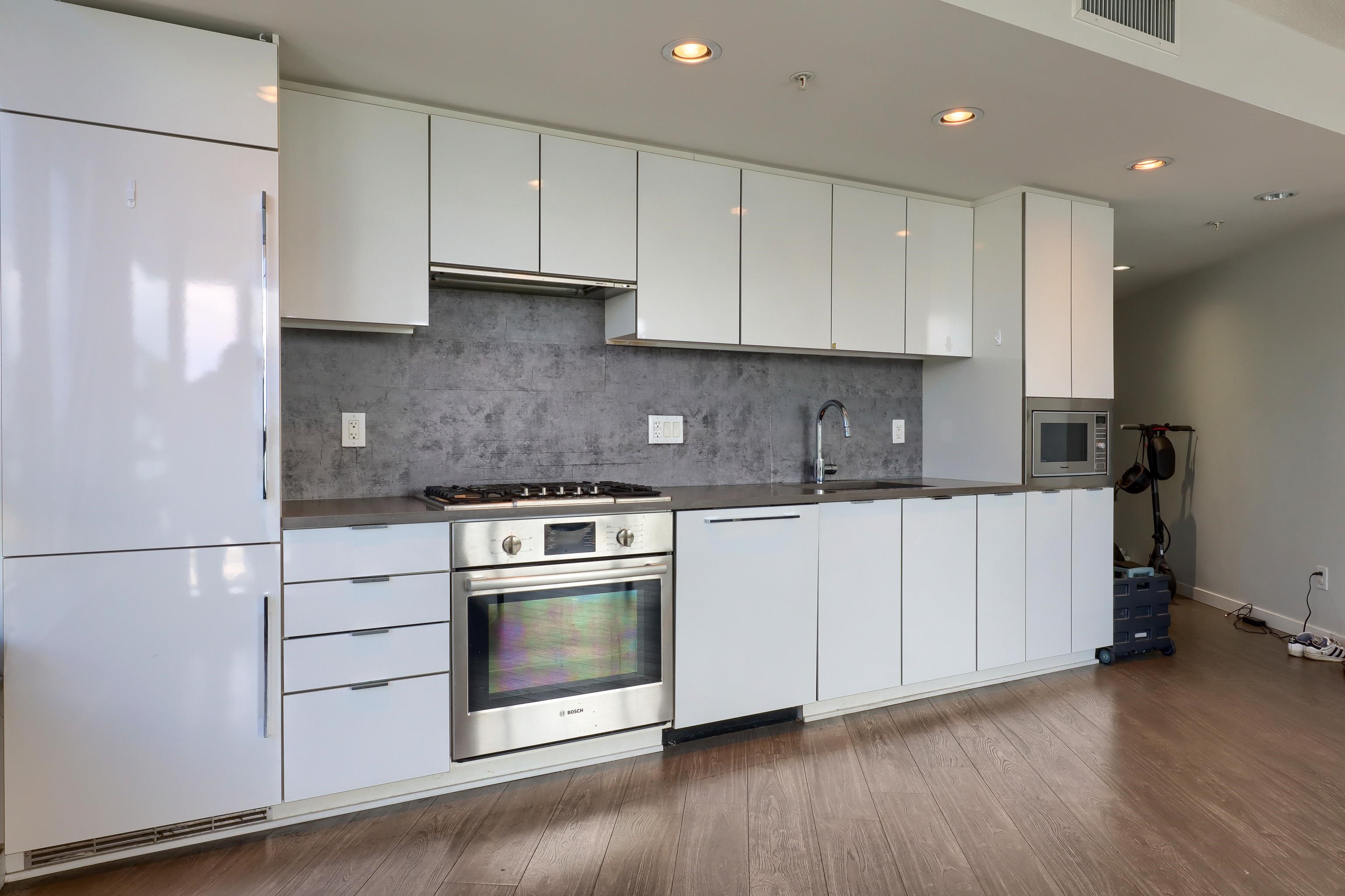 617 8333 SWEET AVENUE, Richmond Unit: 617