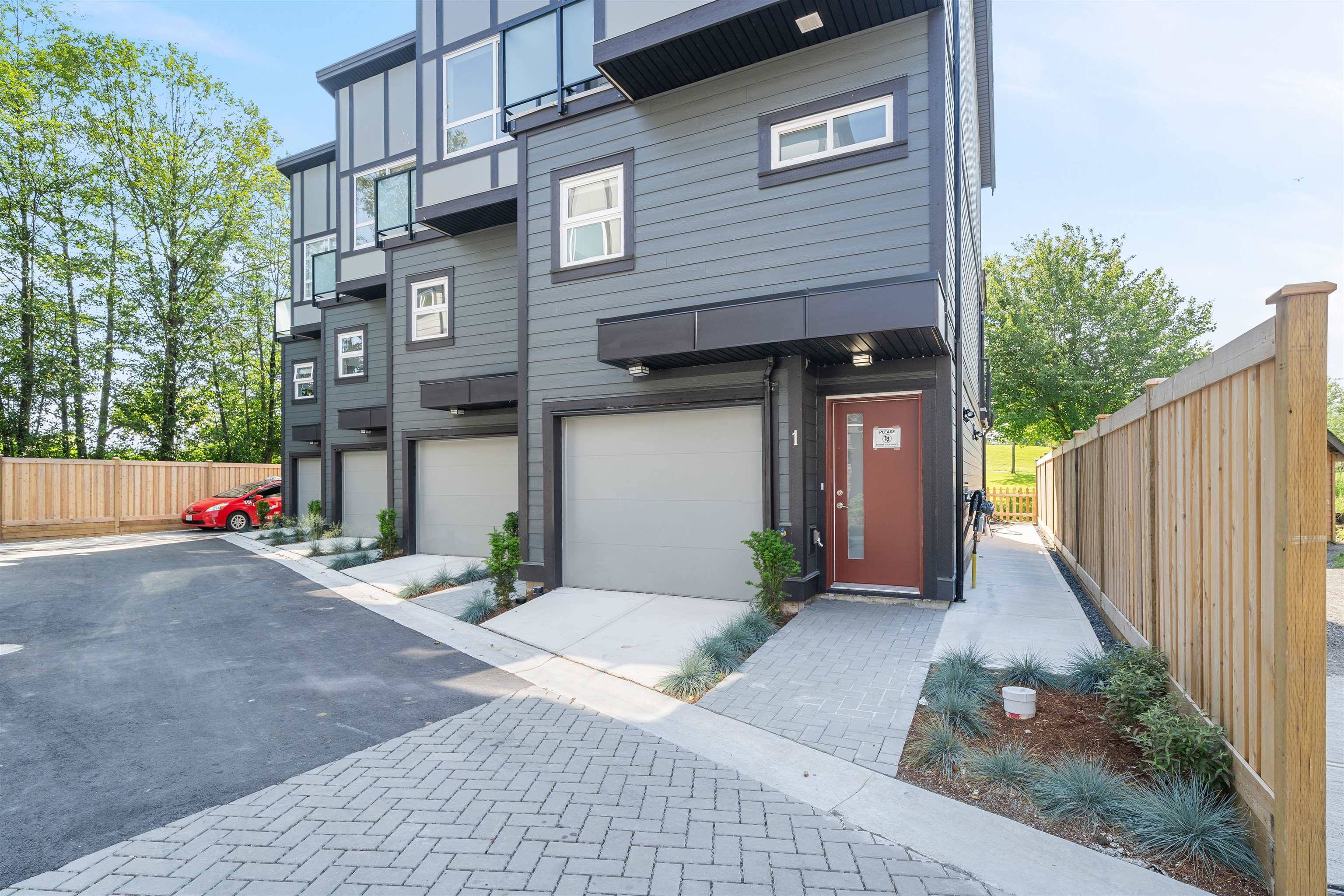 2 22551 WESTMINSTER HIGHWAY, Richmond Unit: 2