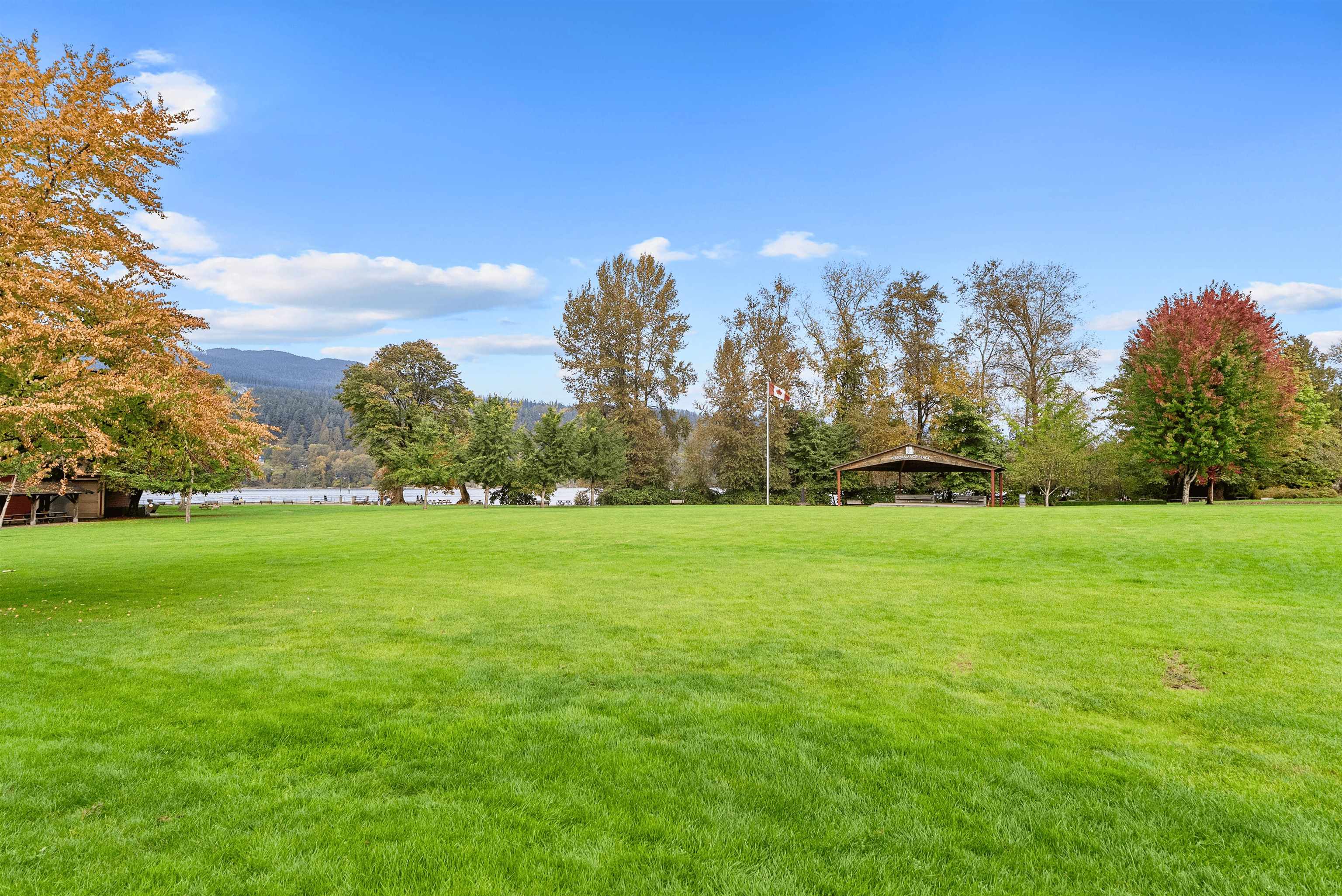 237 55 KLAHANIE DRIVE, Port Moody Unit: 237