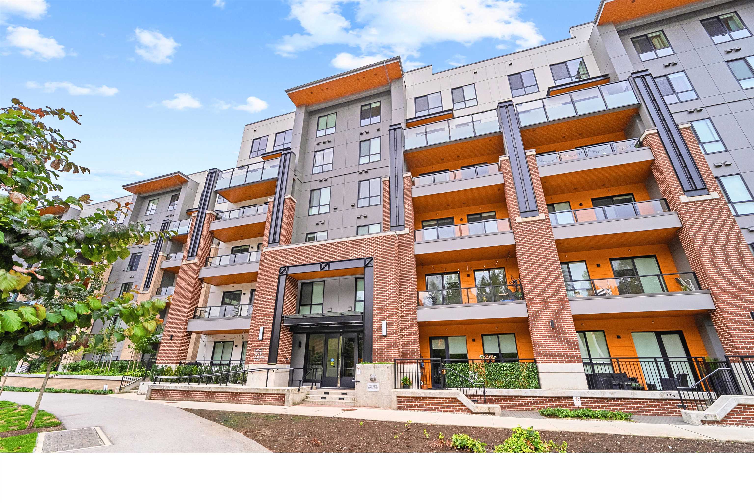 237 55 KLAHANIE DRIVE, Port Moody Unit: 237