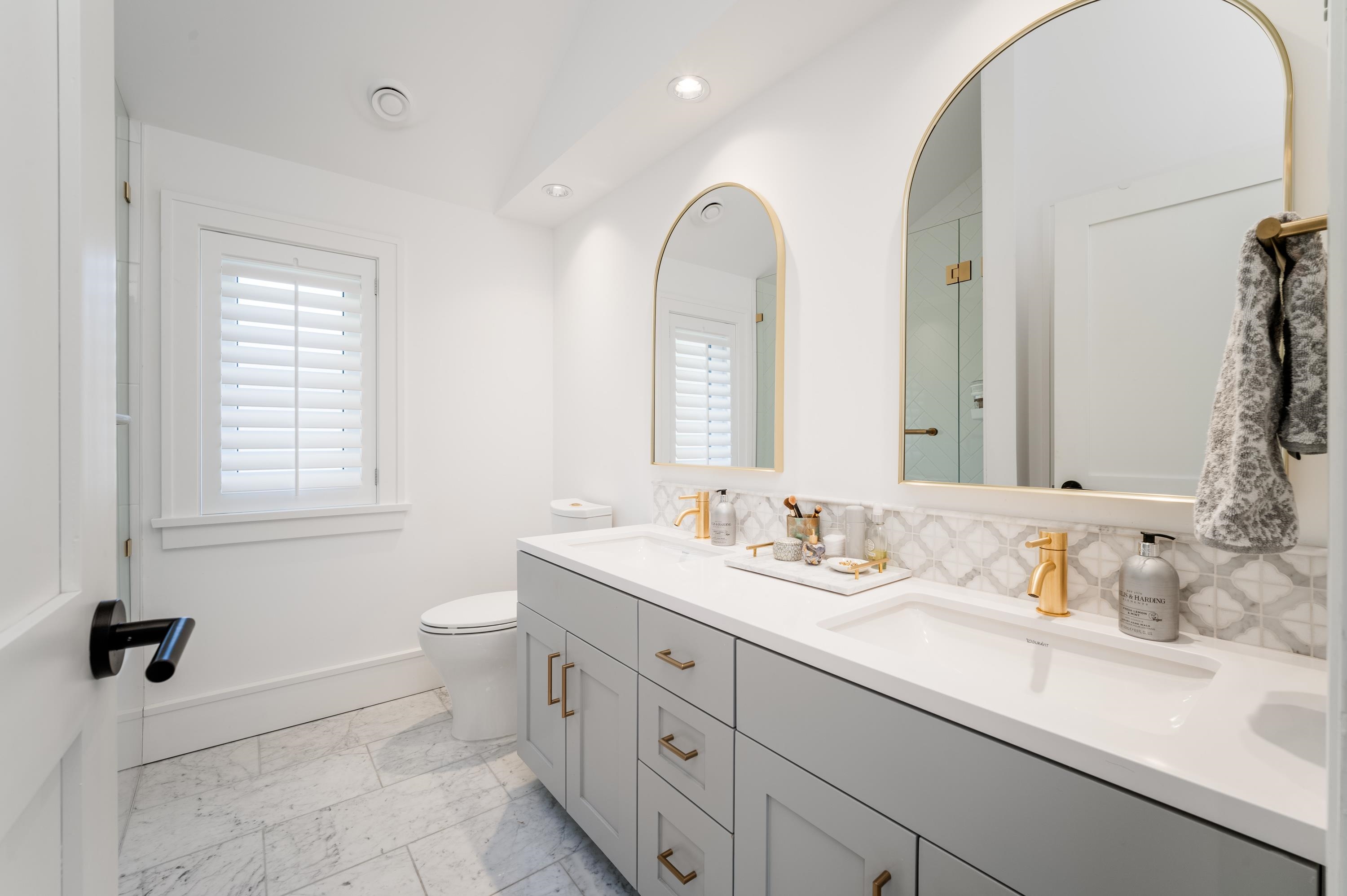 2040 W 58TH AVENUE, Vancouver