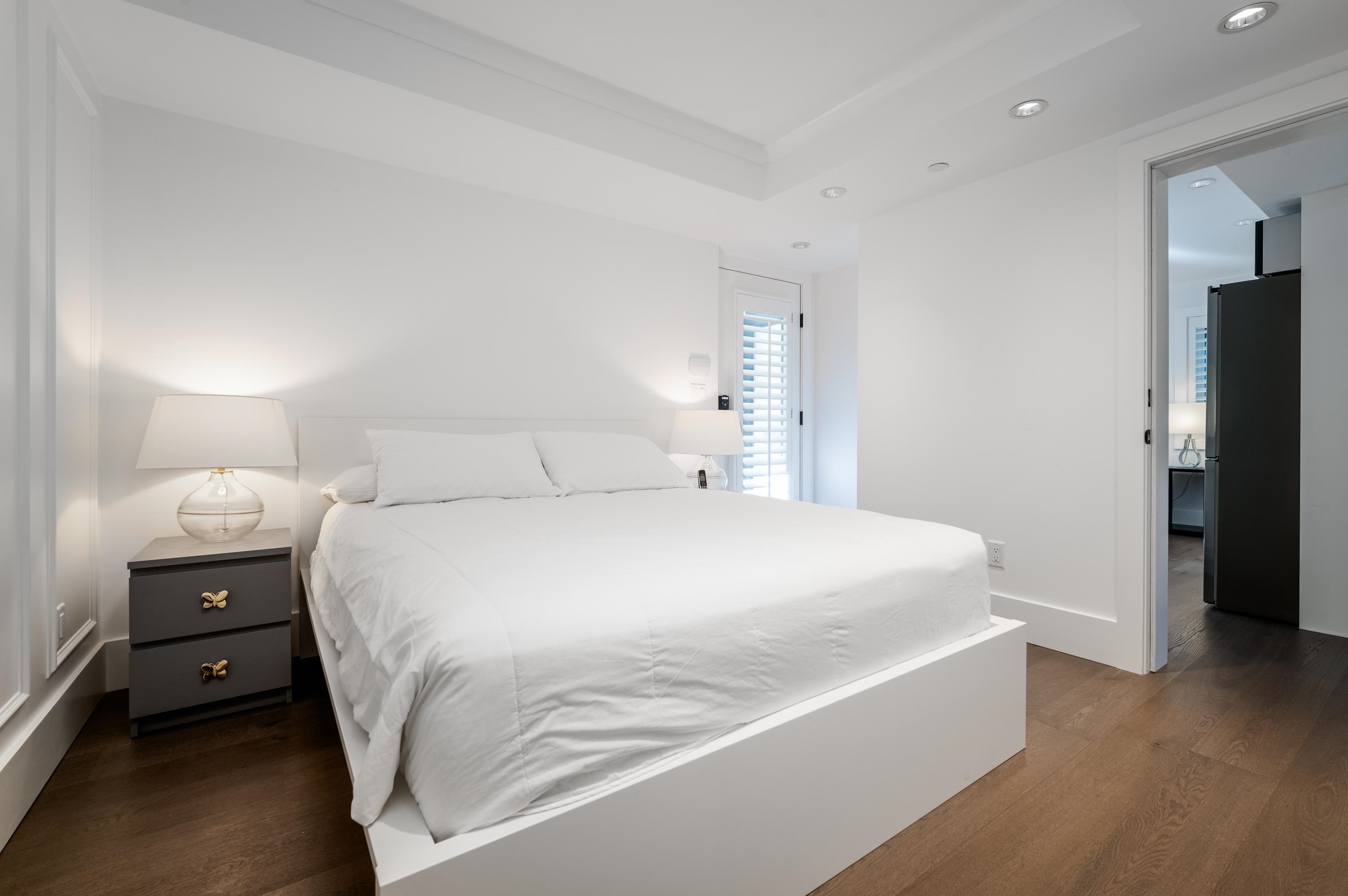 2040 W 58TH AVENUE, Vancouver