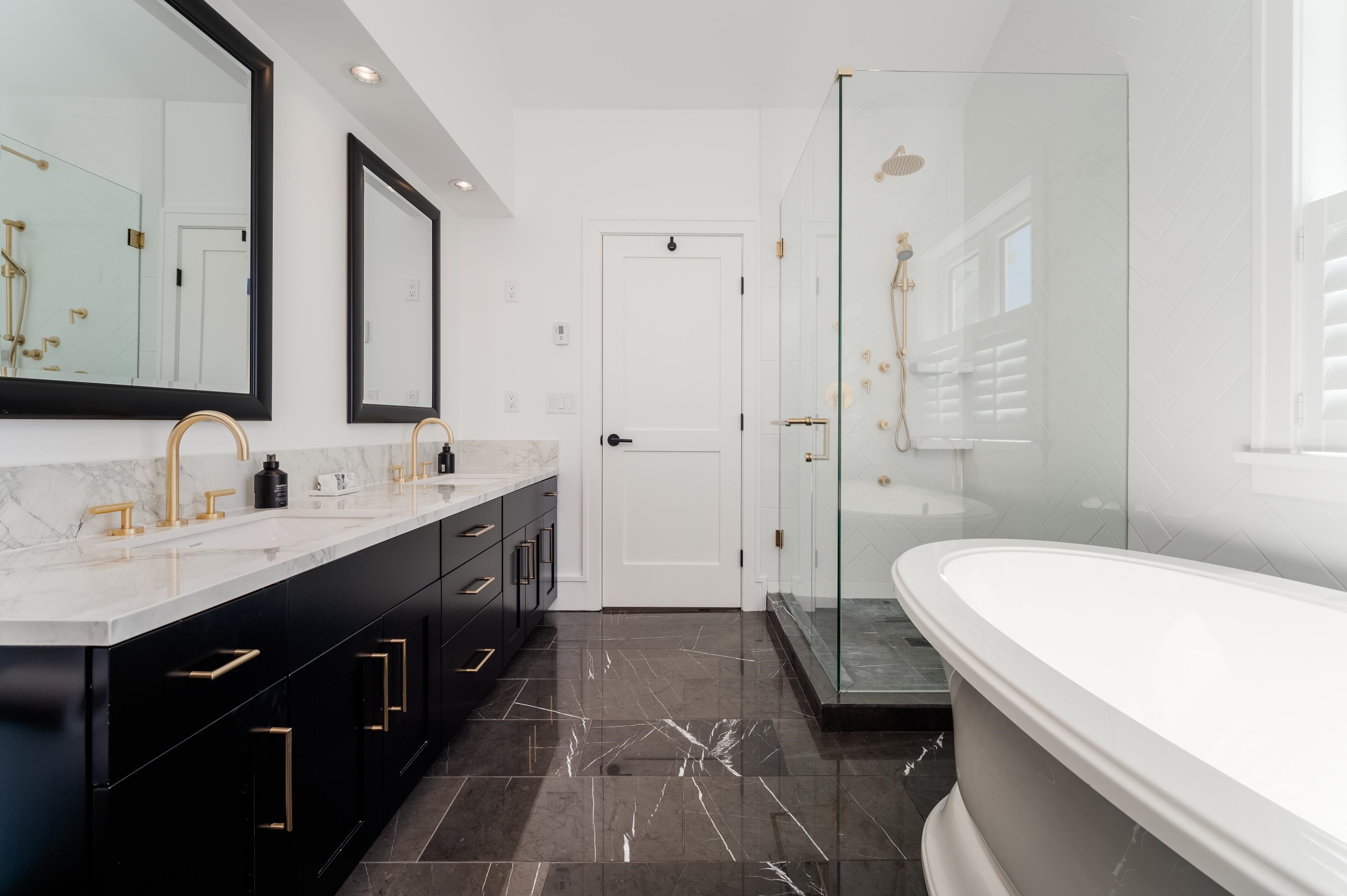 2040 W 58TH AVENUE, Vancouver