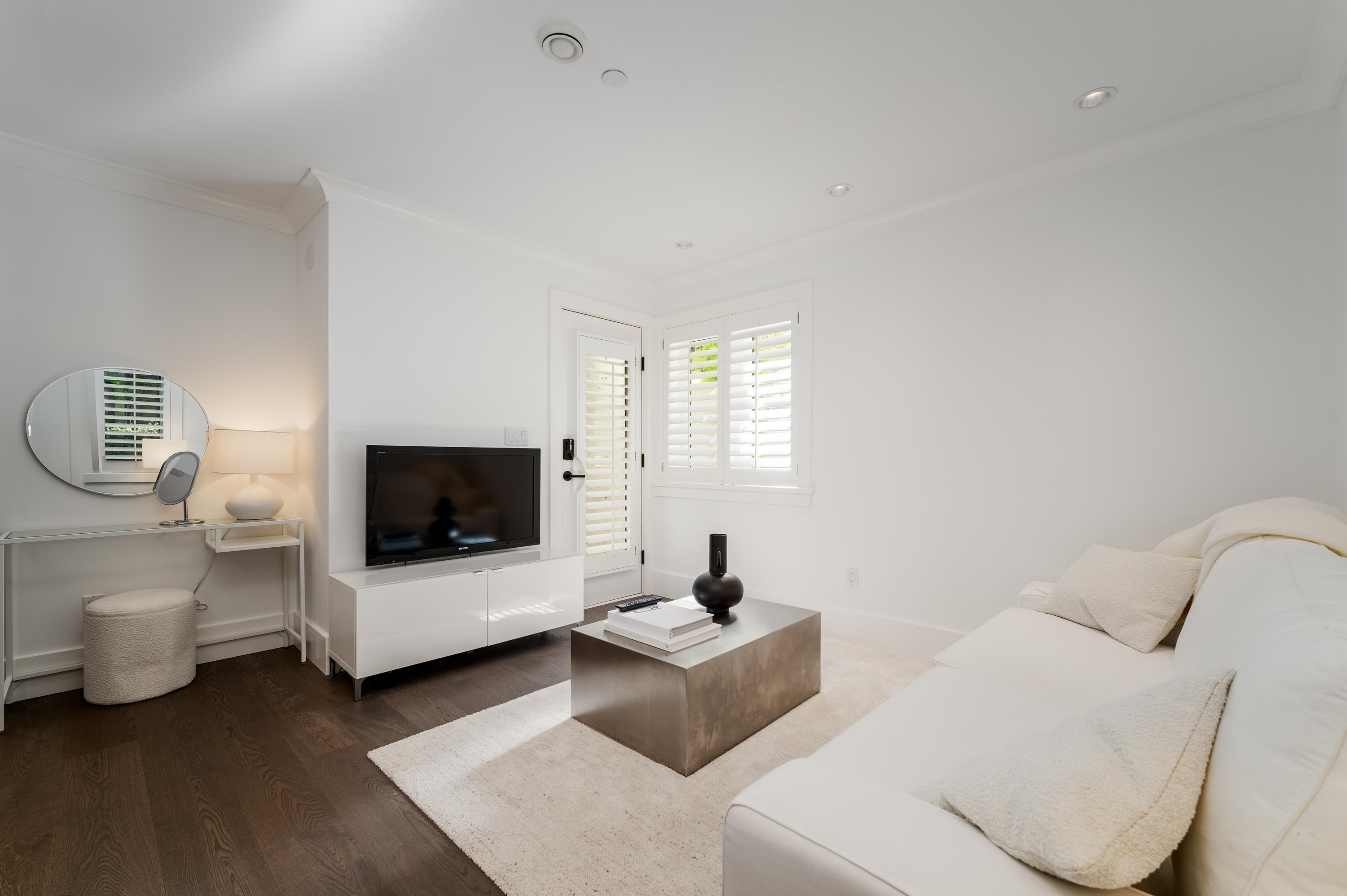 2040 W 58TH AVENUE, Vancouver