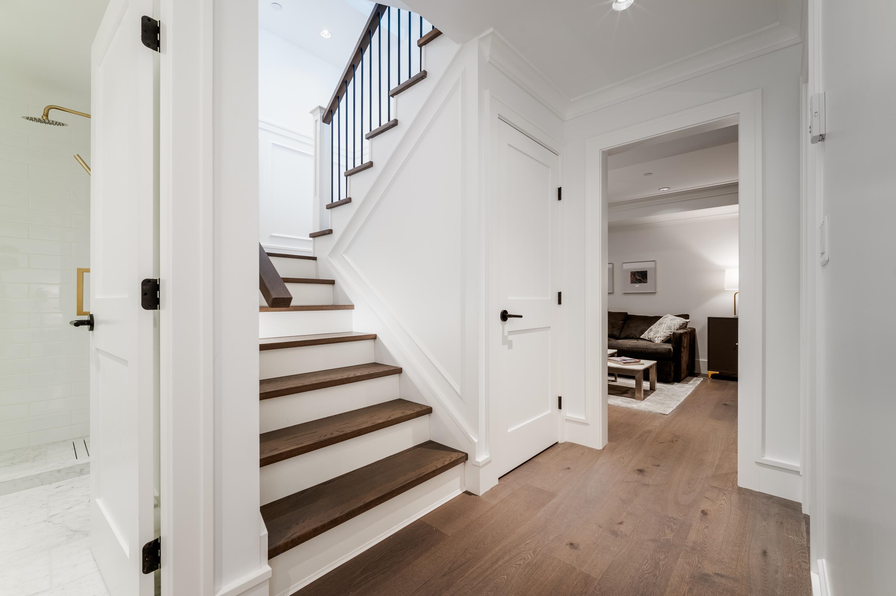 2040 W 58TH AVENUE, Vancouver