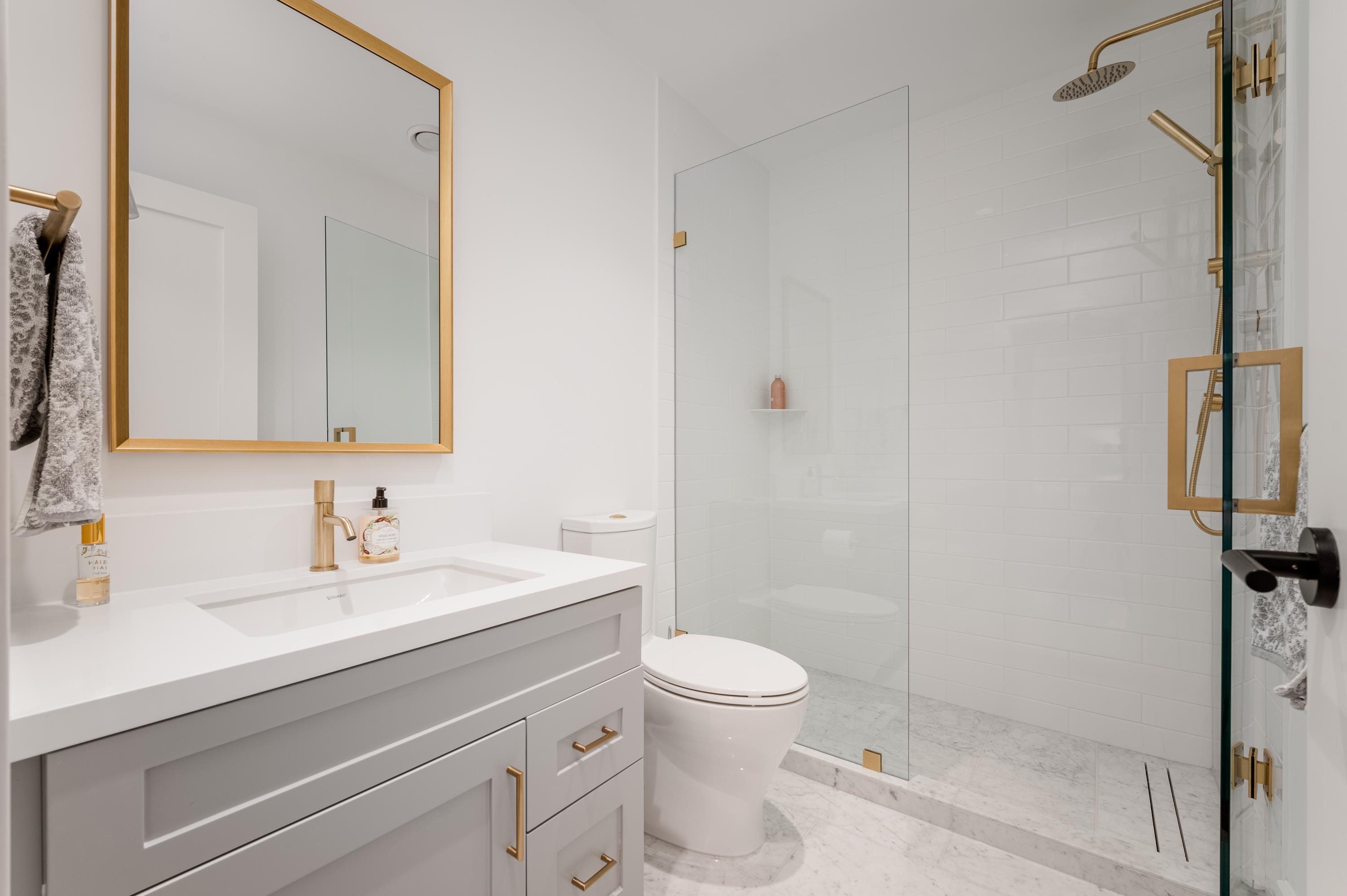 2040 W 58TH AVENUE, Vancouver