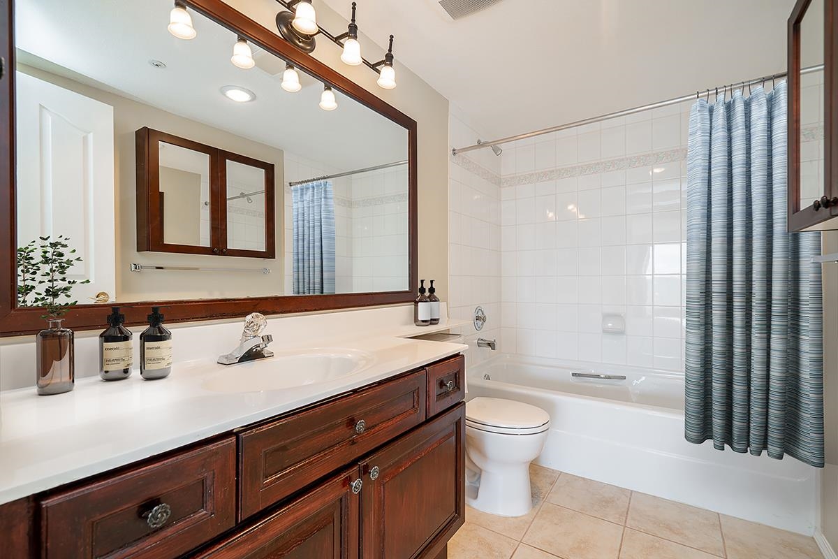 1403 3190 GLADWIN ROAD Unit: 1403