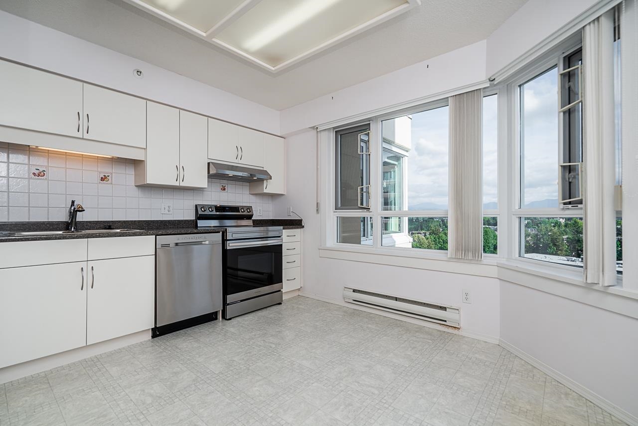 1403 3190 GLADWIN ROAD Unit: 1403