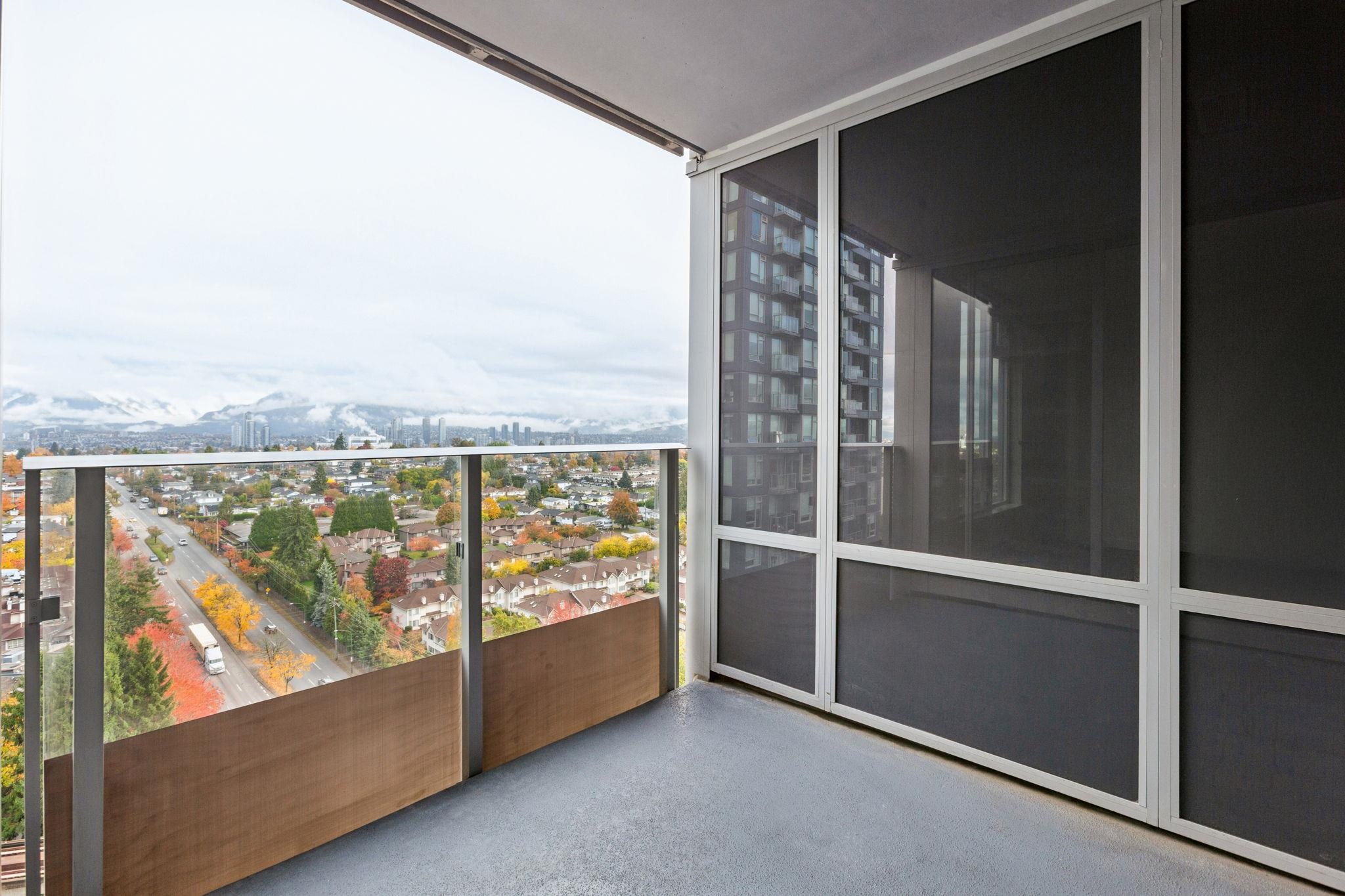 2003 5515 BOUNDARY ROAD Unit: 2003